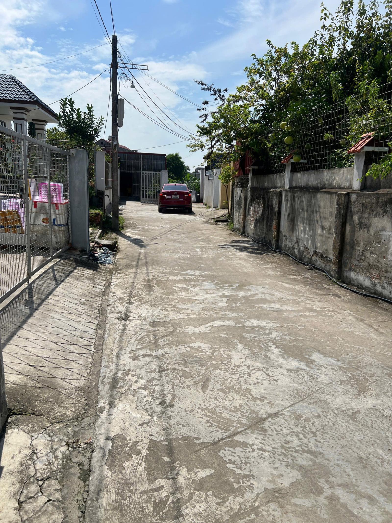 Bán nhà 79m2 Đức Phong Đại Đồng Kiến Thuỵ gần ga tàu +Vinhomes oto đỗ sân giá 1tỷ890tr. 0989 335 ***