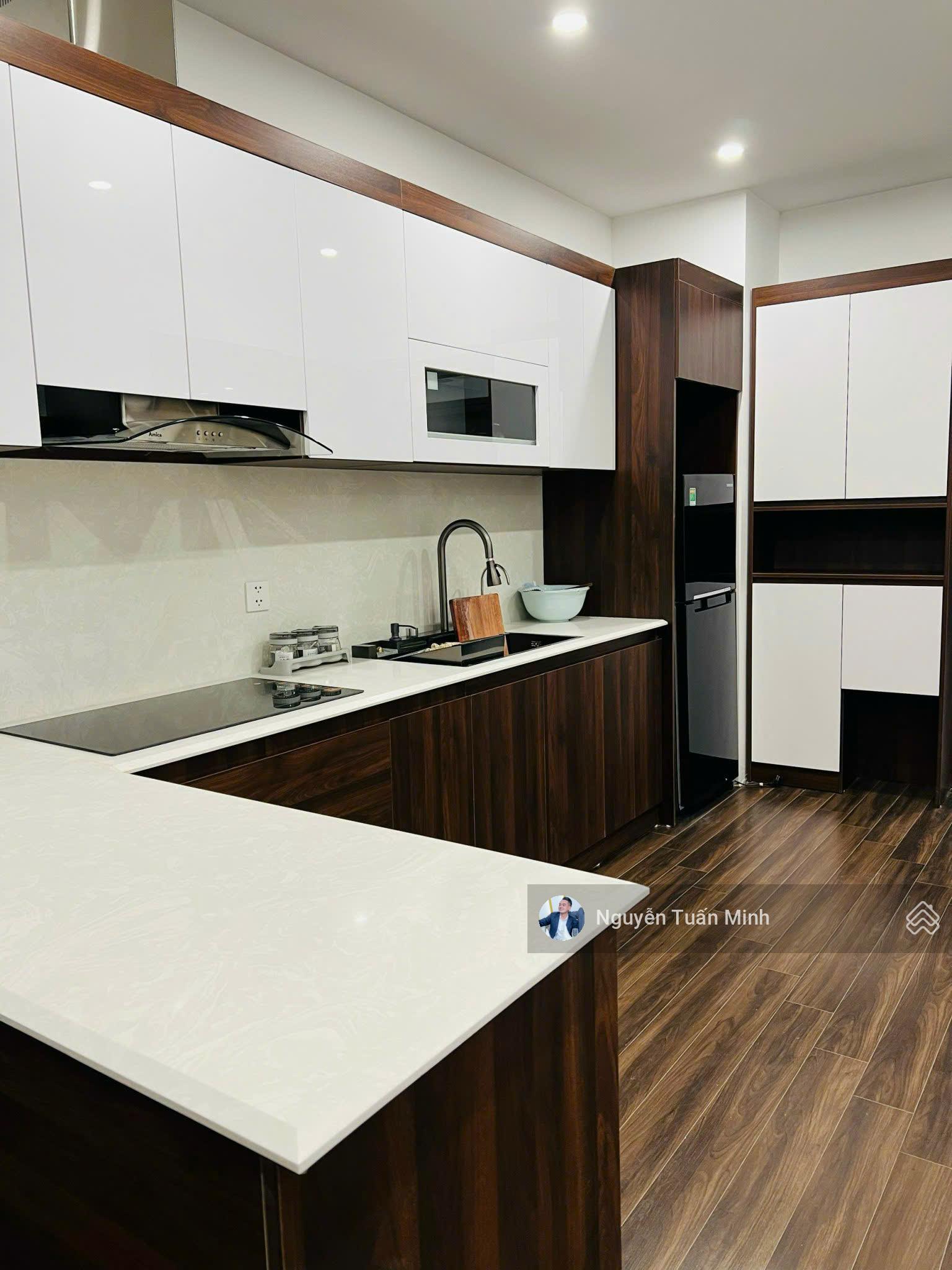 BÁN CĂN 2,PN 2WC HOÀNG HUY COMMERCE