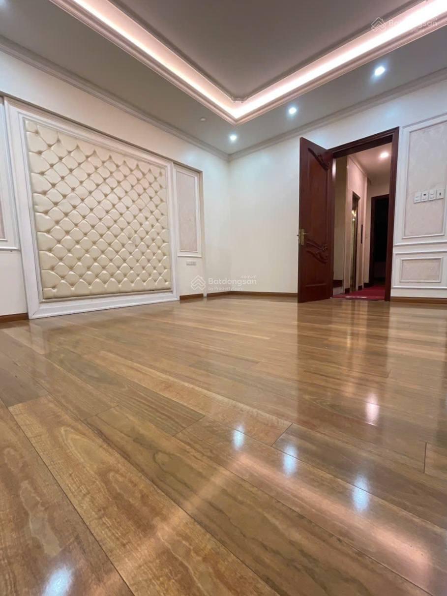 Cho thuê biệt thự view công viên thoáng đãng KĐT Mỹ Đình 2. DT 200m x 4 tầng, mt 12m. Giá 40tr