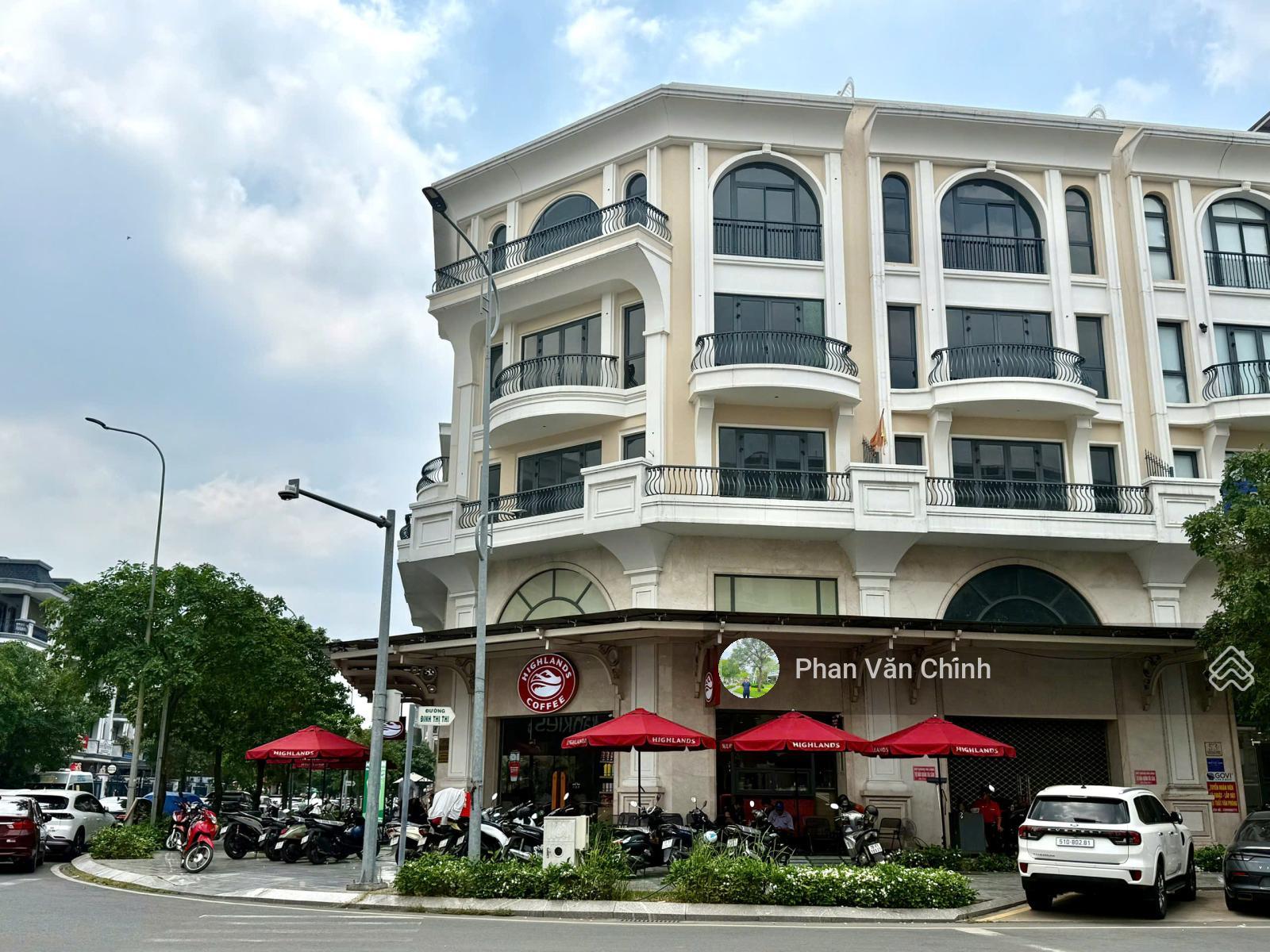 Bán căn góc MT Đinh Thị Thi, KĐT Vạn Phúc (248m2) vị trí đẹp giá 78 tỷ