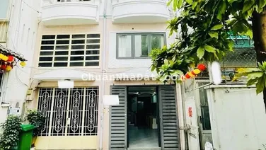 Nhà MT thụt PhanTây Hồ p7PN 40m2 4L st 6PN 4vs sân trước nhà 14m XH đậu TM tiện CHDV VPCTy