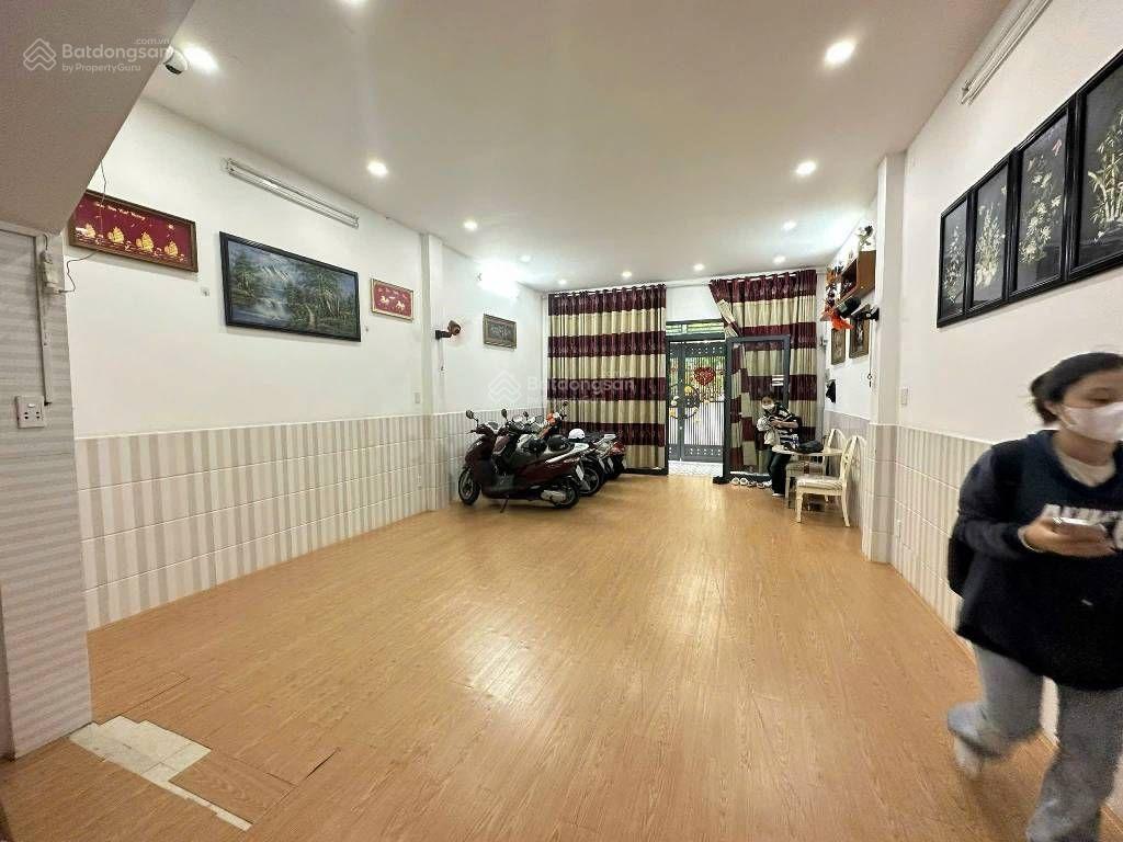 Bán Nhà Doanh thu 60tr/ tháng , Trần Xuân Soạn, Quận 7, giá 13,9 tỷ, 80m2