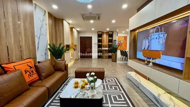 Chính chủ bán căn 3 ngủ 126m2 tại D. Le Pont Dor - Hoàng Cầu, tòa B, full đồ, sổ đỏ.