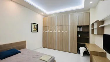 Nhà bán vip - vị thế đẹp Lý Thường Kiệt trung tâm Q.10, 5 tầng, 64m2