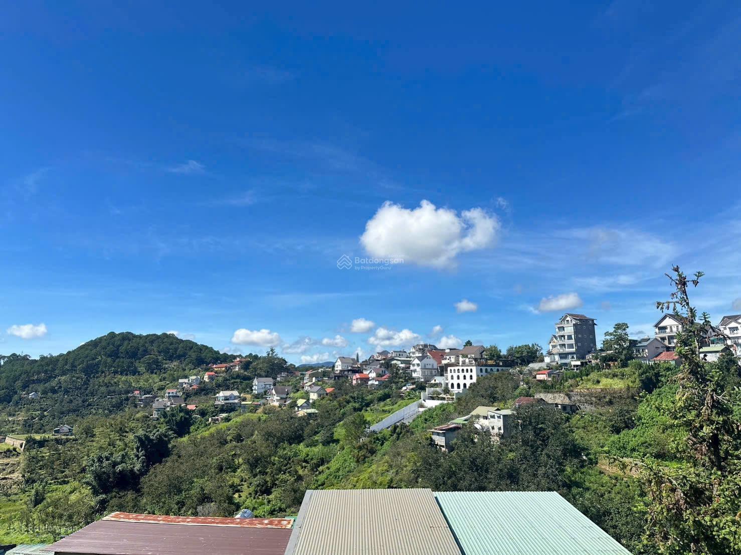 Bán nhanh lô đất 2 mặt tiền đường tại Hoàng Hoa Thám - Đà Lạt view thung lũng Bán nhanh lô đất 2 mặt tiền đường tại Hoàng Hoa Thám - Đà Lạt view thung lũng