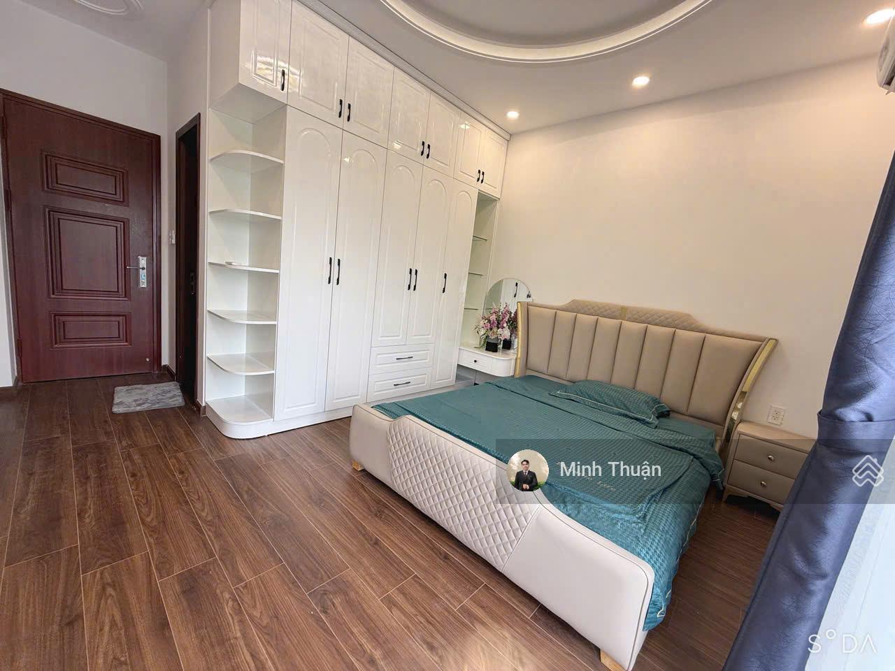 Hàng Kín ! Bán Nhà Mặt Tiền Khu Cao Đức lân - LG 18m - Hầm 4 Tầng - 100m2 - HĐT: 55tr/th- Giá 2X tỷ