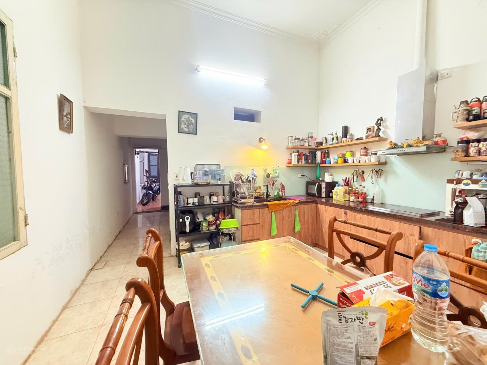 Bán nhà phố Linh Lang mặt ngõ ô tô vào nhà khu vip toàn dân Hàn - Nhật sinh sống 79m sân vườn 37 ty