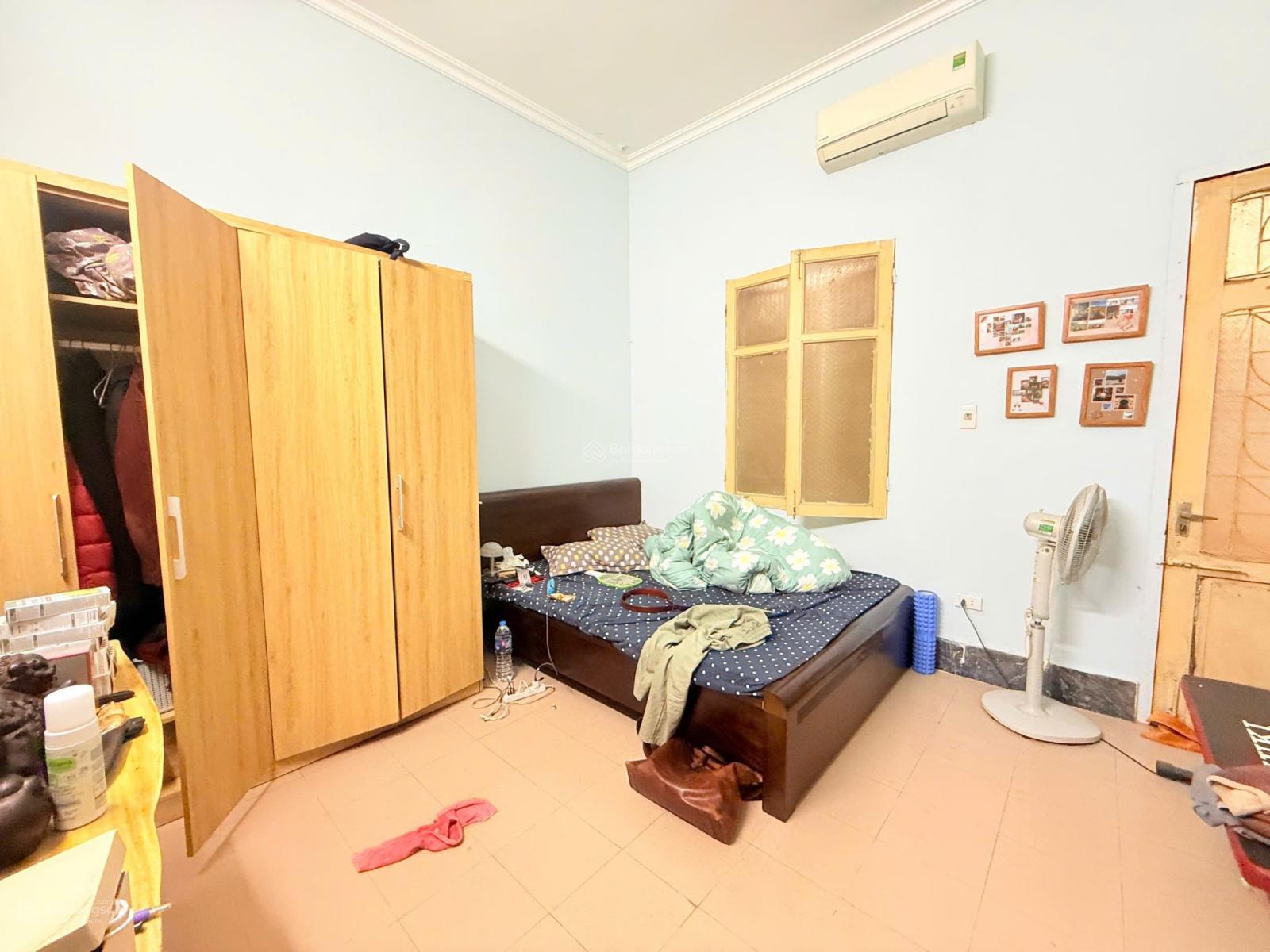 Bán nhà phố Linh Lang mặt ngõ ô tô vào nhà khu vip toàn dân Hàn - Nhật sinh sống 79m sân vườn 37 ty