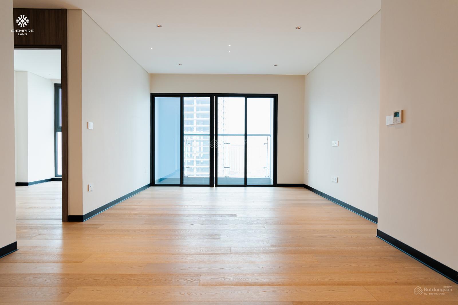 Nhượng căn 2 phòng ngủ nguyên bản CĐT bàn giao, giá 14 tỷ