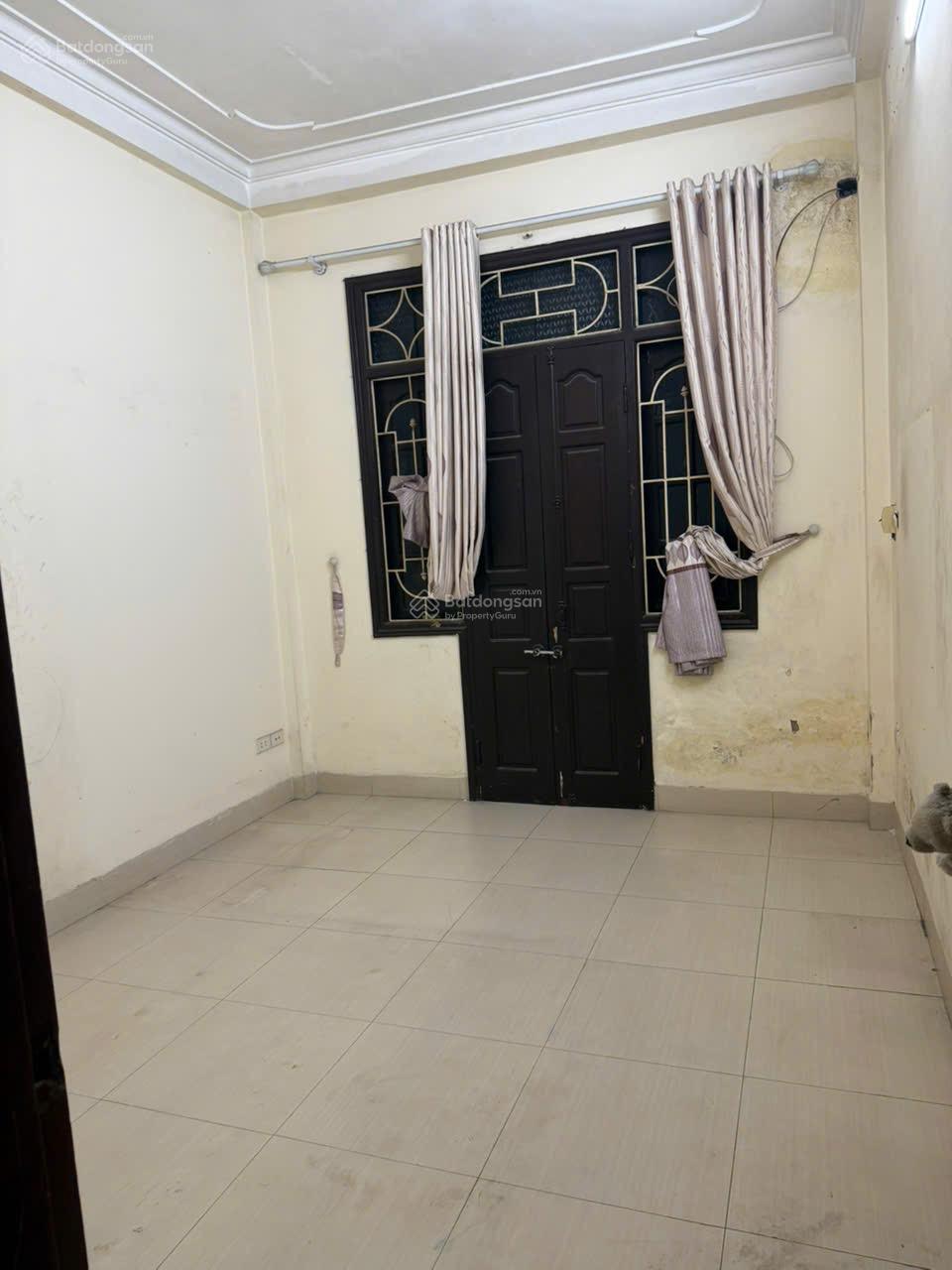 Bán Gấp 126 Nam Dư. 38m. 4 Tầng. MT 3,3m. Giá 7,5 Tỷ. Ô tô đỗ cửa. Sổ vuông đẹp. Không quy hoạch. Bán Gấp 126 Nam Dư. 38m. 4 Tầng. MT 3,3m. Giá 7,5 Tỷ. Ô tô đỗ cửa. Sổ vuông đẹp. Không quy hoạch.