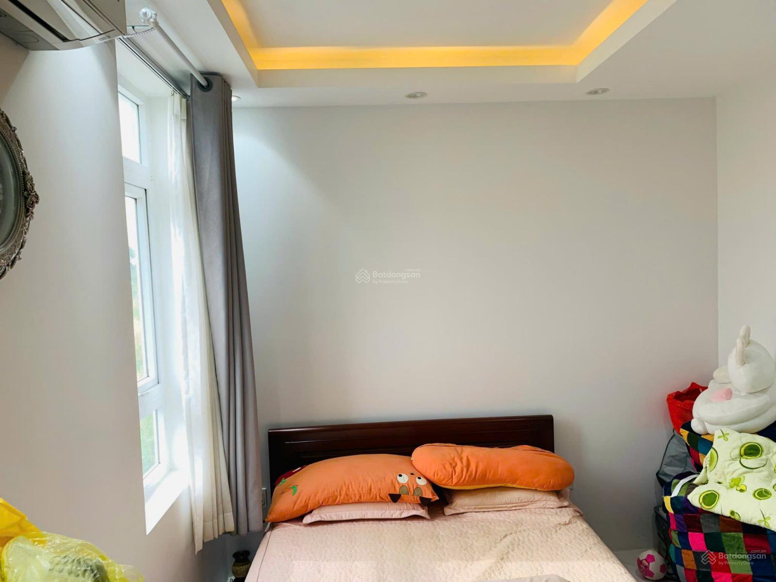 Bán nhà phố Park Riverside giá từ 9,5 tỷ. Liên hệ Tấn Giàu 0909 121 ***