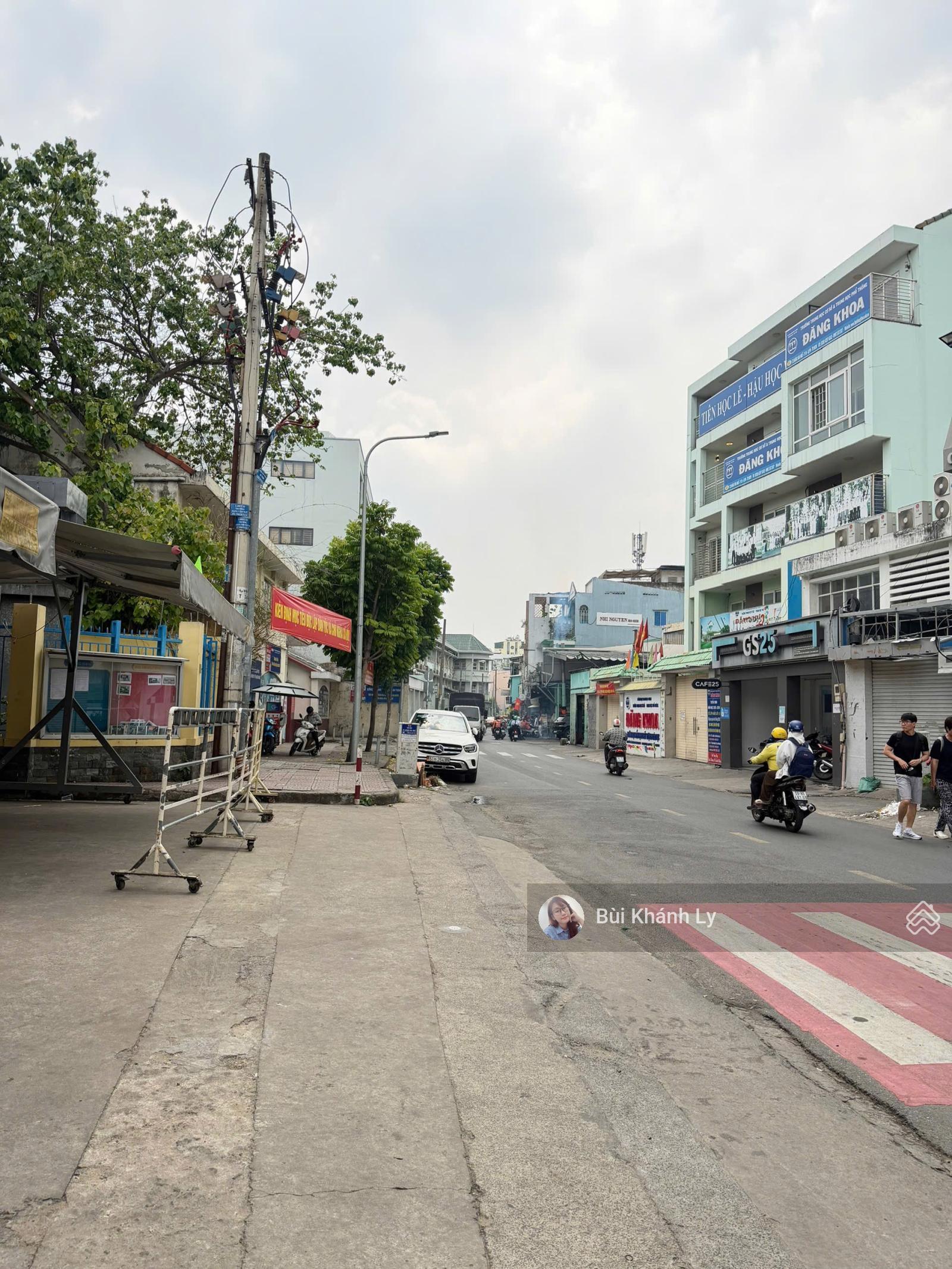 SIÊU PHẨM MẶT TIỀN ĐẶNG VĂN NGỮ 100M 5 TẦNG THUÊ 50TR/THÁNG SÁT Q3 SIÊU PHẨM MẶT TIỀN ĐẶNG VĂN NGỮ 100M 5 TẦNG THUÊ 50TR/THÁNG SÁT Q3