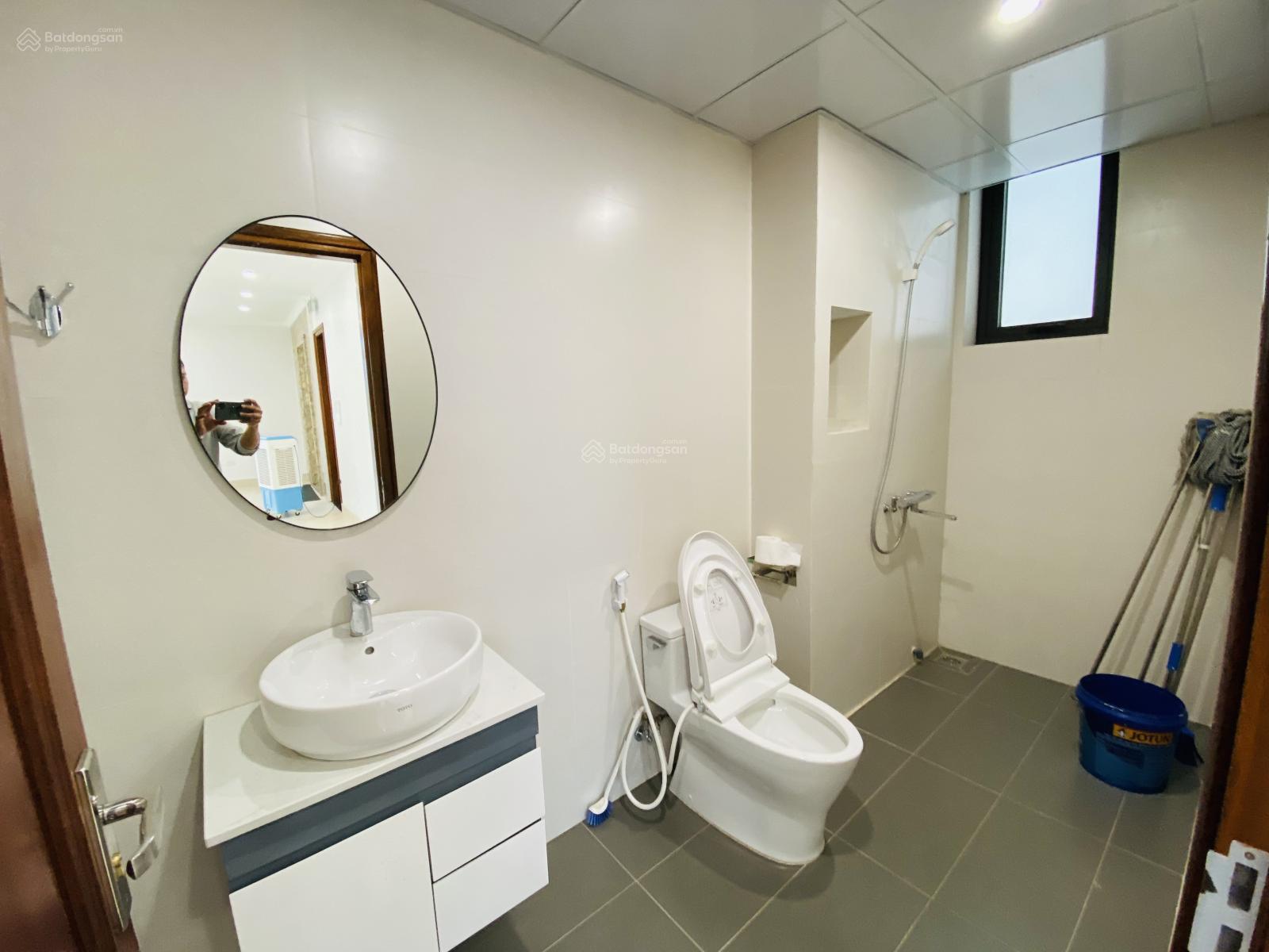 Cho thuê văn phòng đẹp xuất sắc 120m2, 26,5 triệu ở Quảng An, Tây Hồ, Hà Nội Cho thuê văn phòng đẹp xuất sắc 120m2, 26,5 triệu ở Quảng An, Tây Hồ, Hà Nội