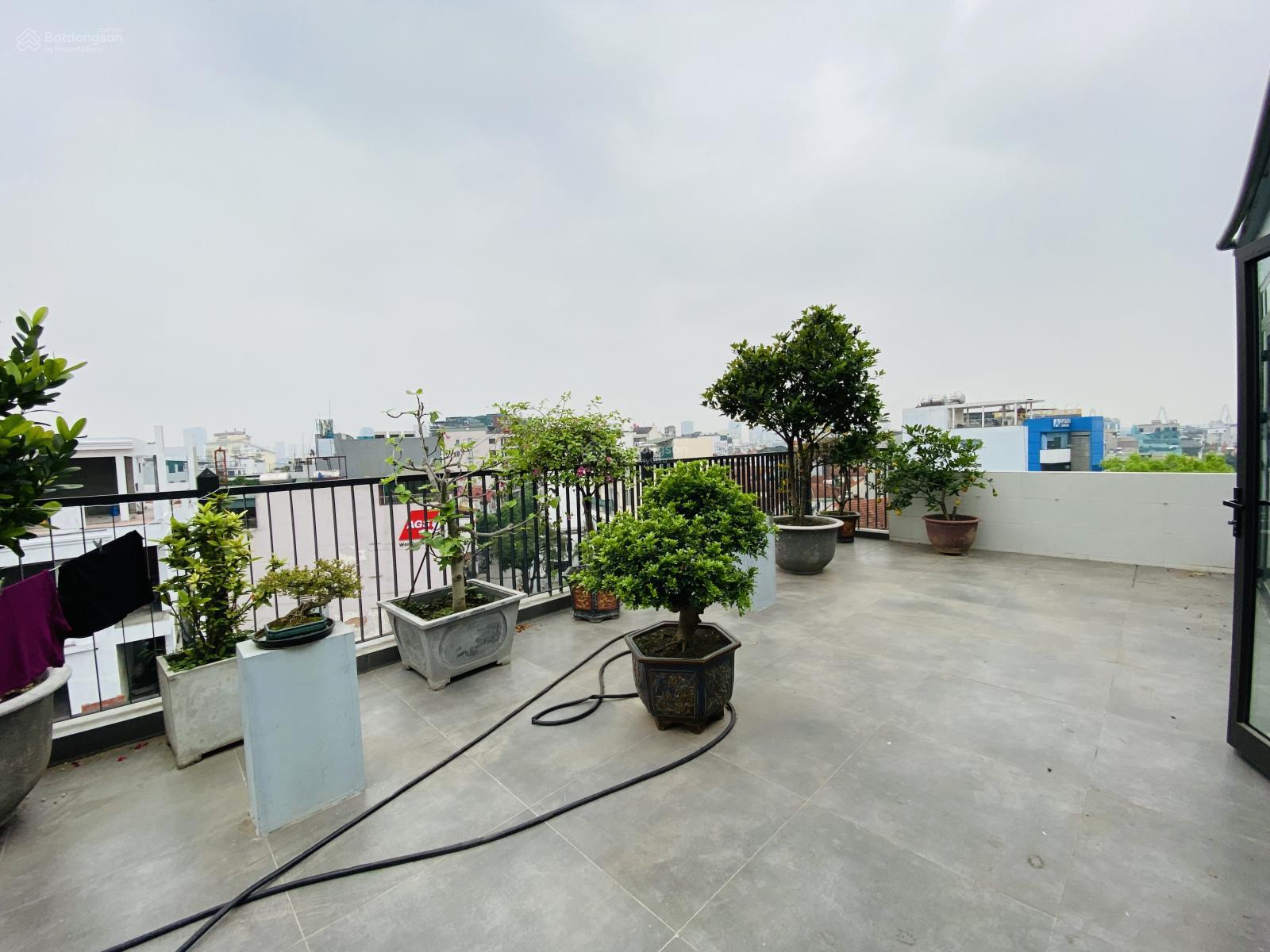 Cho thuê văn phòng đẹp xuất sắc 120m2, 26,5 triệu ở Quảng An, Tây Hồ, Hà Nội Cho thuê văn phòng đẹp xuất sắc 120m2, 26,5 triệu ở Quảng An, Tây Hồ, Hà Nội