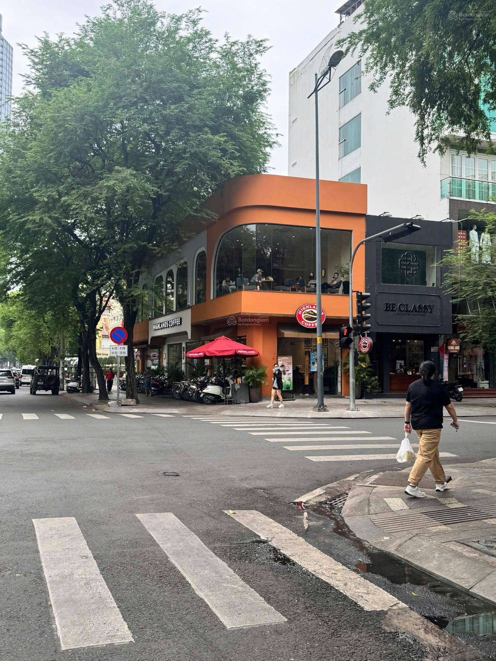 Cần tiền bán gấp mặt tiền Xô Viết Nghệ Tĩnh-Chỉ 300 triệu/m2- DT : 200m2- Giá chỉ : 60 tỷ