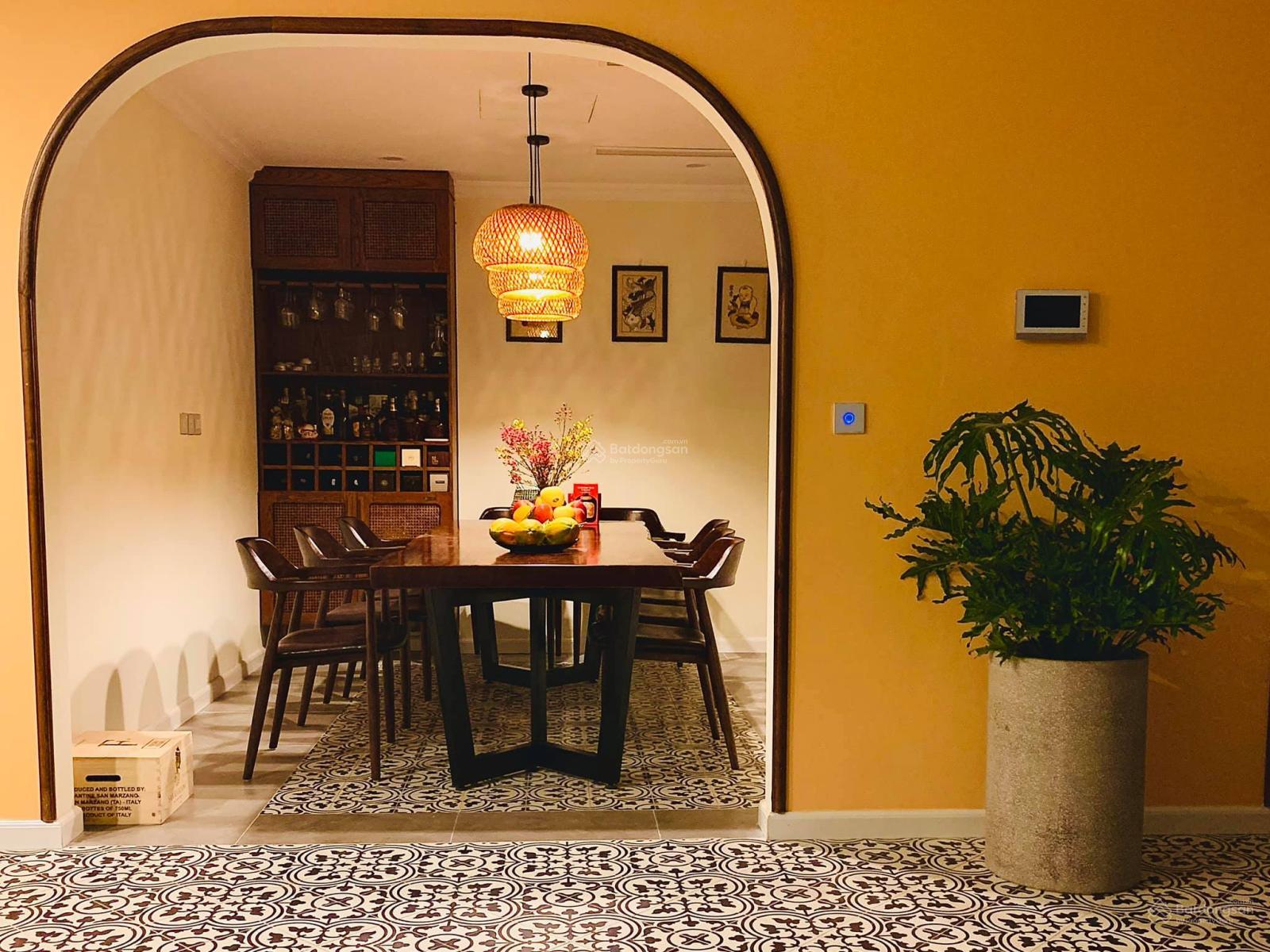 *Bán nhà 2,5 tầng đường Nguyễn Hữu Dật (10m5), Gần 30 Tháng 4, dt 101m2 giá 13,5 Tỷ