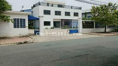 Cho thuê kho xưởng 3200m2 (xd: 2100m2) KCN Lê Minh Xuân 3. PCCC, trạm hạ thế