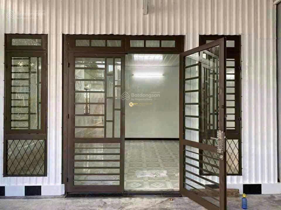 Nhà phố mặt tiền đường Ngô Quyền, 103m2, 1 trệt 2 PN. Khu phố sầm uất. Đường nhựa 12m. Giá 7.5 tỷ Nhà phố mặt tiền đường Ngô Quyền, 103m2, 1 trệt 2 PN. Khu phố sầm uất. Đường nhựa 12m. Giá 7.5 tỷ