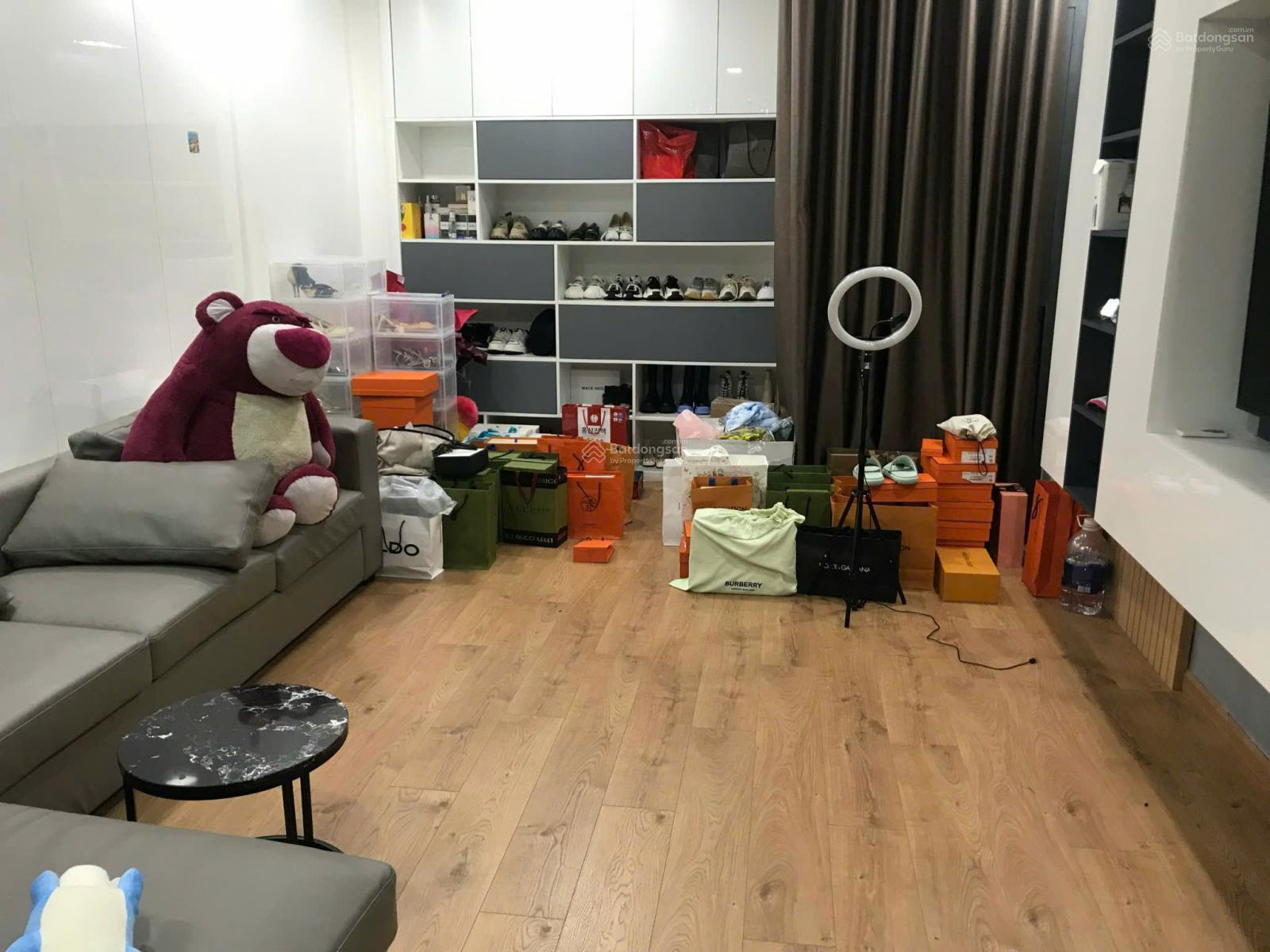 Nhà hẻm 8m Thông bàn cờ Đường Trần Văn Ơn_p.Tân Sơn Nhì, trệt 2 lầu, ST, DT: 4x17m, Giá: 9.8tỷ