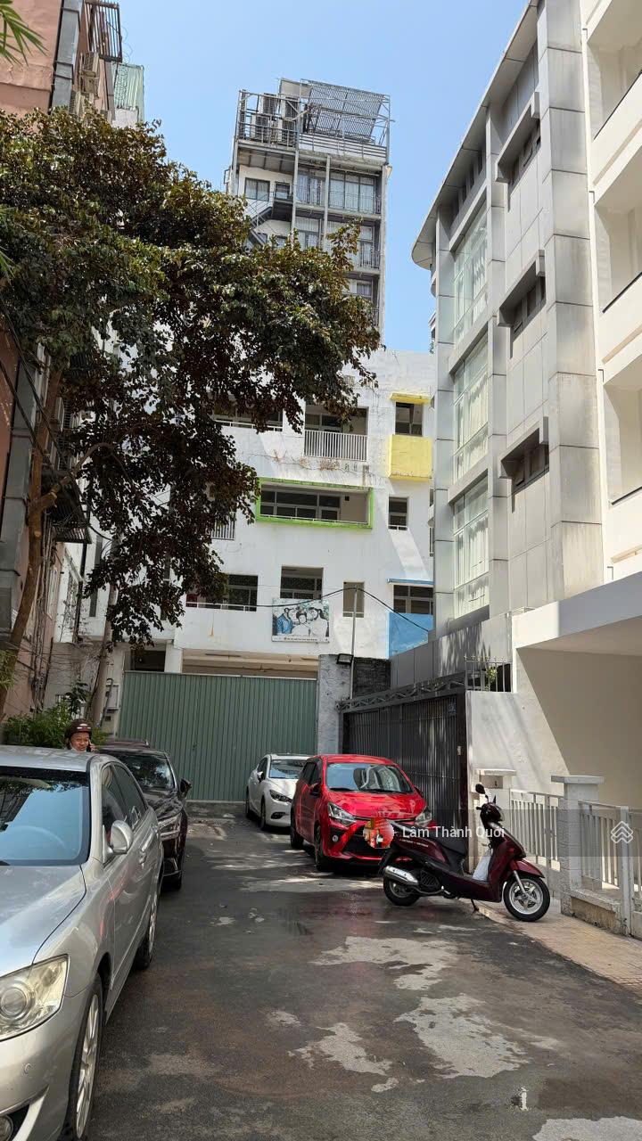 Bán nhà Nguyễn Trung Trực, quận 1. 9x27, 245m2, 5 tầng, 135 tỷ