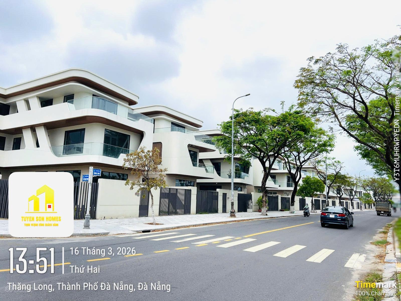 Căn biệt thự Thăng Long view sông Hàn - cách 200m qua Đà Nẵng Downtown - giá cực tốt cho nhà đầu tư