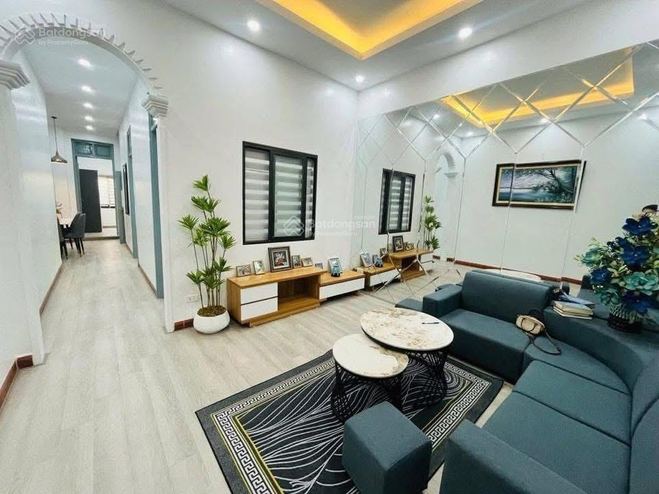 4,6 TỶ CÓ CHCC TẠI TRẦN BÌNH CẦU GIẤY, SỔ 48M2, SỬ DỤNG 80M2, 3N, 2VS, NHÀ RẤT ĐẸP