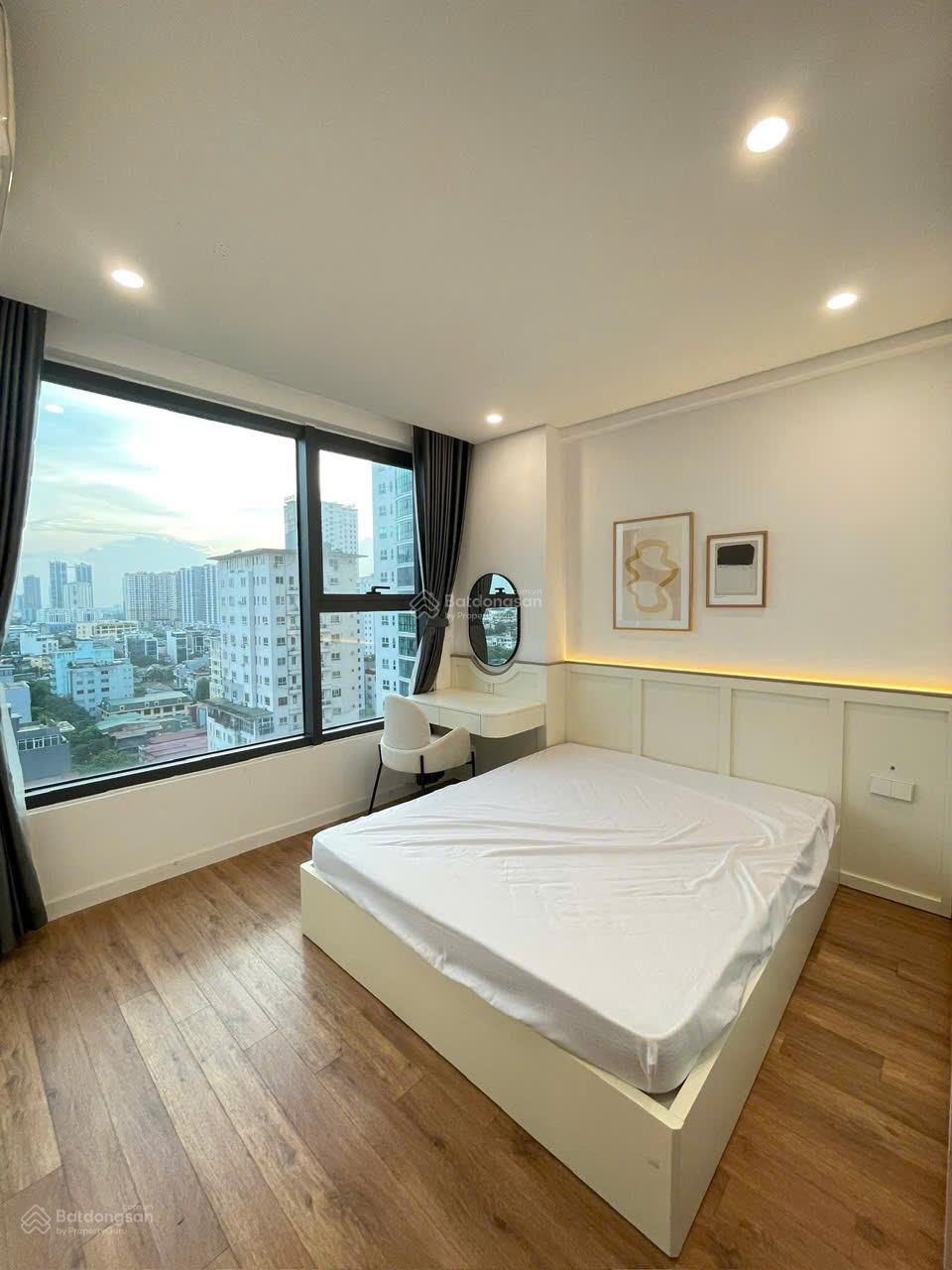 Chính Chủ Bán Gấp 3 ngủ tại The Legacy DT 110m2 nội thất full đồ tầng cao view thoáng có slot ô tô Chính Chủ Bán Gấp 3 ngủ tại The Legacy DT 110m2 nội thất full đồ tầng cao view thoáng có slot ô tô