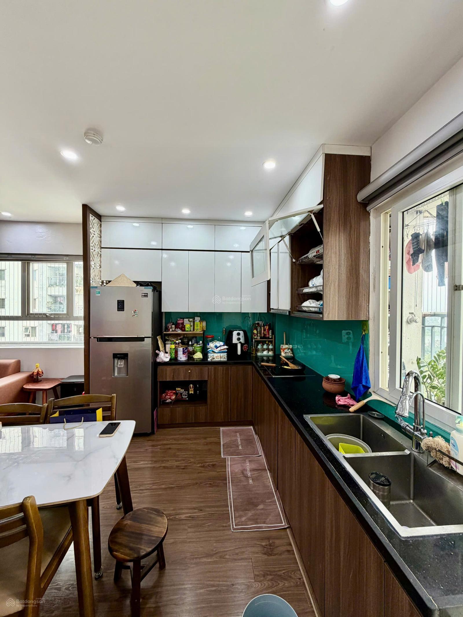 Chủ nhà gửi bên em bán gấp căn hộ DT 118m2, thiết kế 3 ngủ, 2 wc chung cư Golden palace mễ trì Chủ nhà gửi bên em bán gấp căn hộ DT 118m2, thiết kế 3 ngủ, 2 wc chung cư Golden palace mễ trì