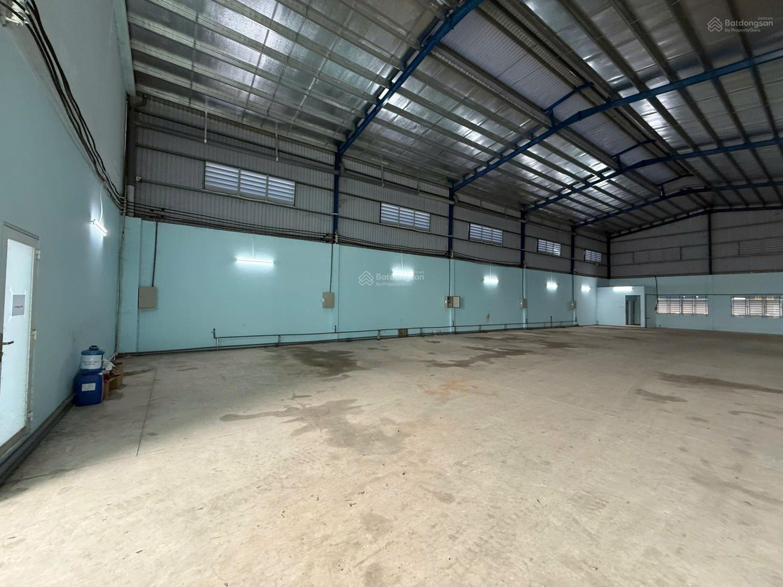 Cho thuê kho xưởng 700 m2 giá 35 triệu / Đường Kênh 7 Xã Tân Kiên Bình Chánh TPHCM Cho thuê kho xưởng 700 m2 giá 35 triệu / Đường Kênh 7 Xã Tân Kiên Bình Chánh TPHCM