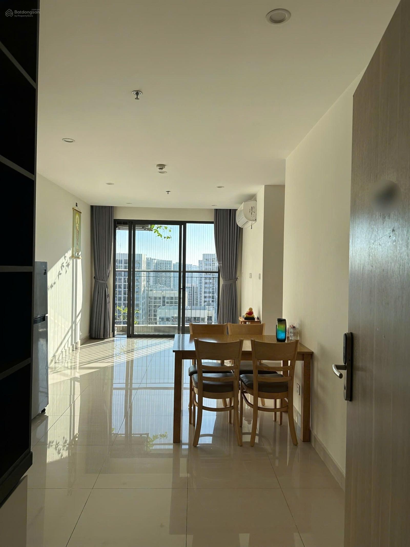 Bán căn góc 3PN, tại S102 Vinhomes Grand Park, Quận 9 Bán căn góc 3PN, tại S102 Vinhomes Grand Park, Quận 9