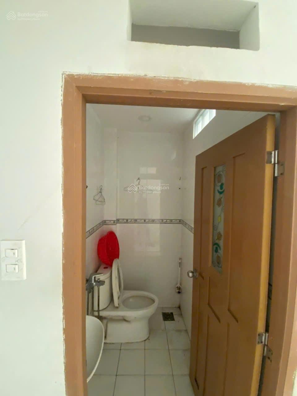 Cho thuê nhà mặt tiền đường Số 3 CX Đô Thành Q3 - 25 tr/tháng (3x10, 5 tầng)