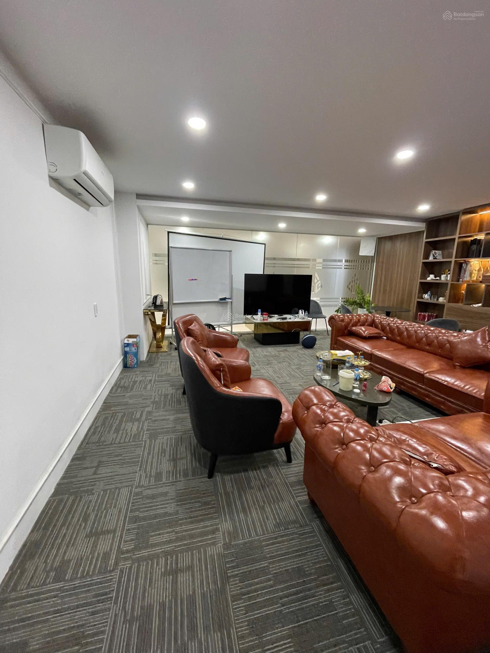 Cho thuê biệt thự Dragon Parc 2 MT Nguyễn Hữu Thọ DT 160m2 nhà hoàn thiện Giá 25tr/tháng .