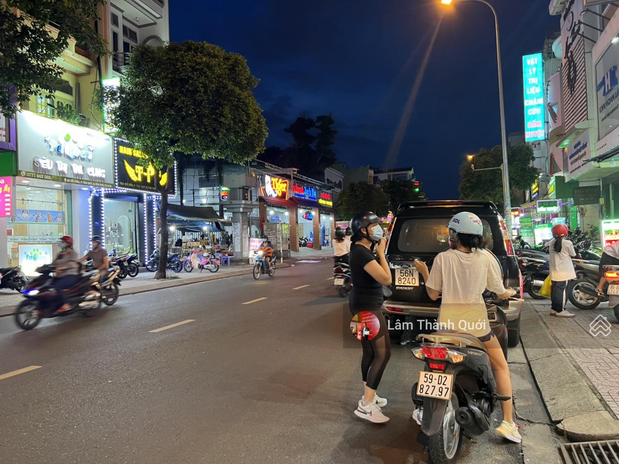 Bán nhà MT Tân Quý, 8x30, 240m2, nhà gần Gò Dầu và Tân Hương, 40 tỷ