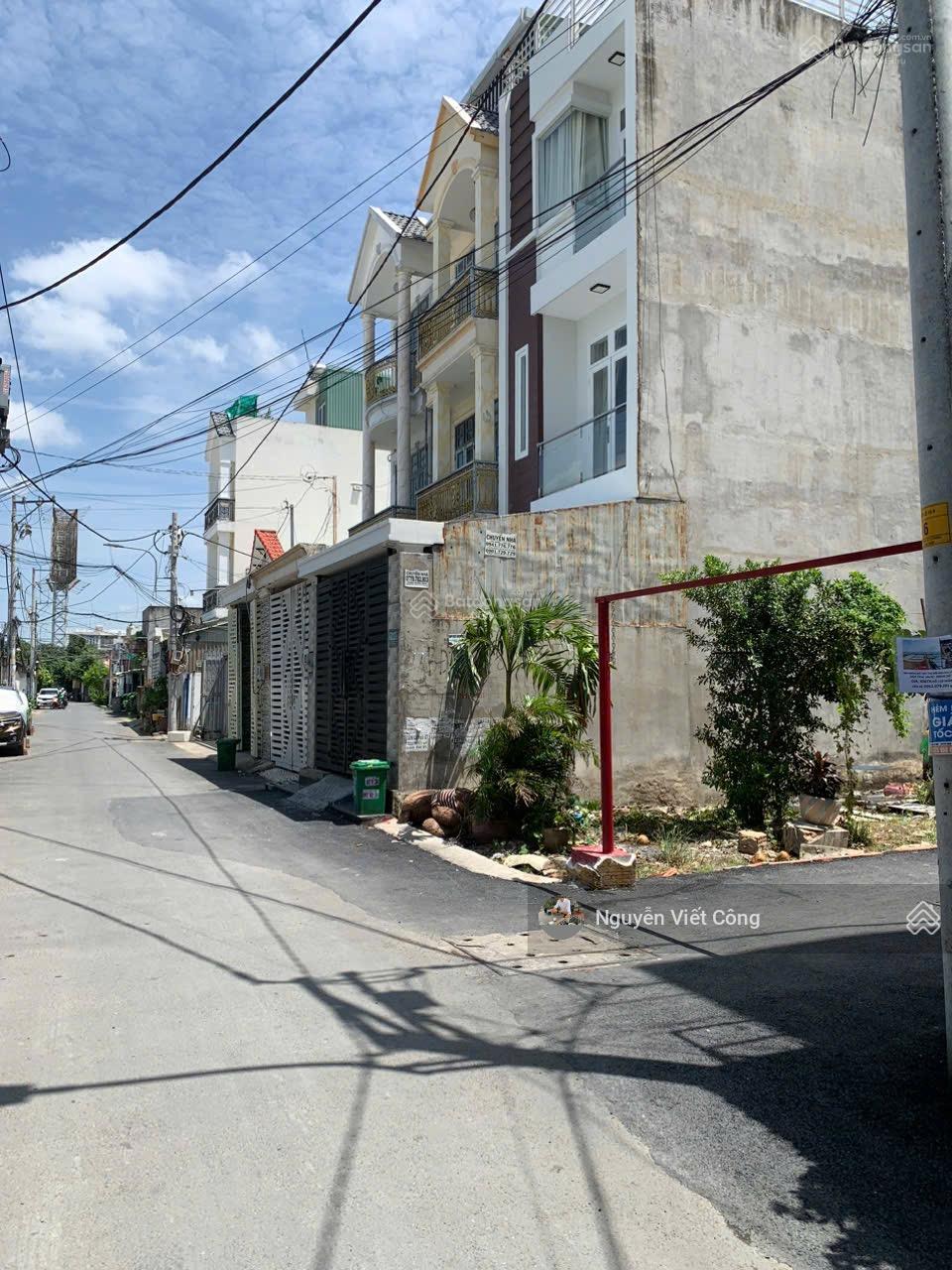 Bán đất LÔ GÓC 2 MẶT TIỀN 652 Quốc Lộ 13 - Hiệp Bình Phước - vị trí siêu đẹp. Bán đất LÔ GÓC 2 MẶT TIỀN 652 Quốc Lộ 13 - Hiệp Bình Phước - vị trí siêu đẹp.