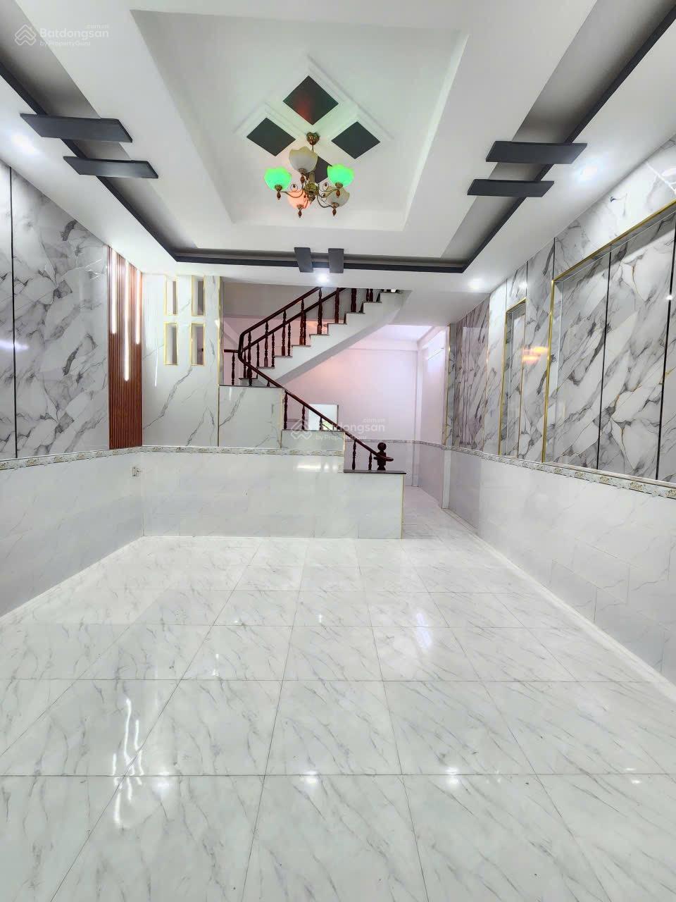 3.5 tỷ / Bán nhà 1 trệt 1 lầu gần Lê Thị Trung gần Chợ Bình Phước B P.Bình Chuẩn Tp.Thuận An