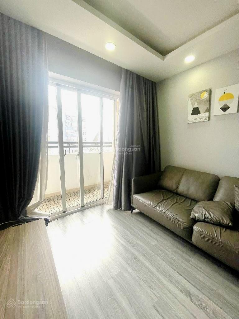 Cần bán chung cư Bàu Cát 2, ngay Đồng Đen khu Bàu Cát, sổ hồng đầy đủ, có thang máy, 2PN 60m2