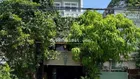 9.5 triệu/tháng - Nhà có gara xe hơi 3 lầu 3 phòng ngủ có nội thất Trường Lưu gần chợ Long Trường