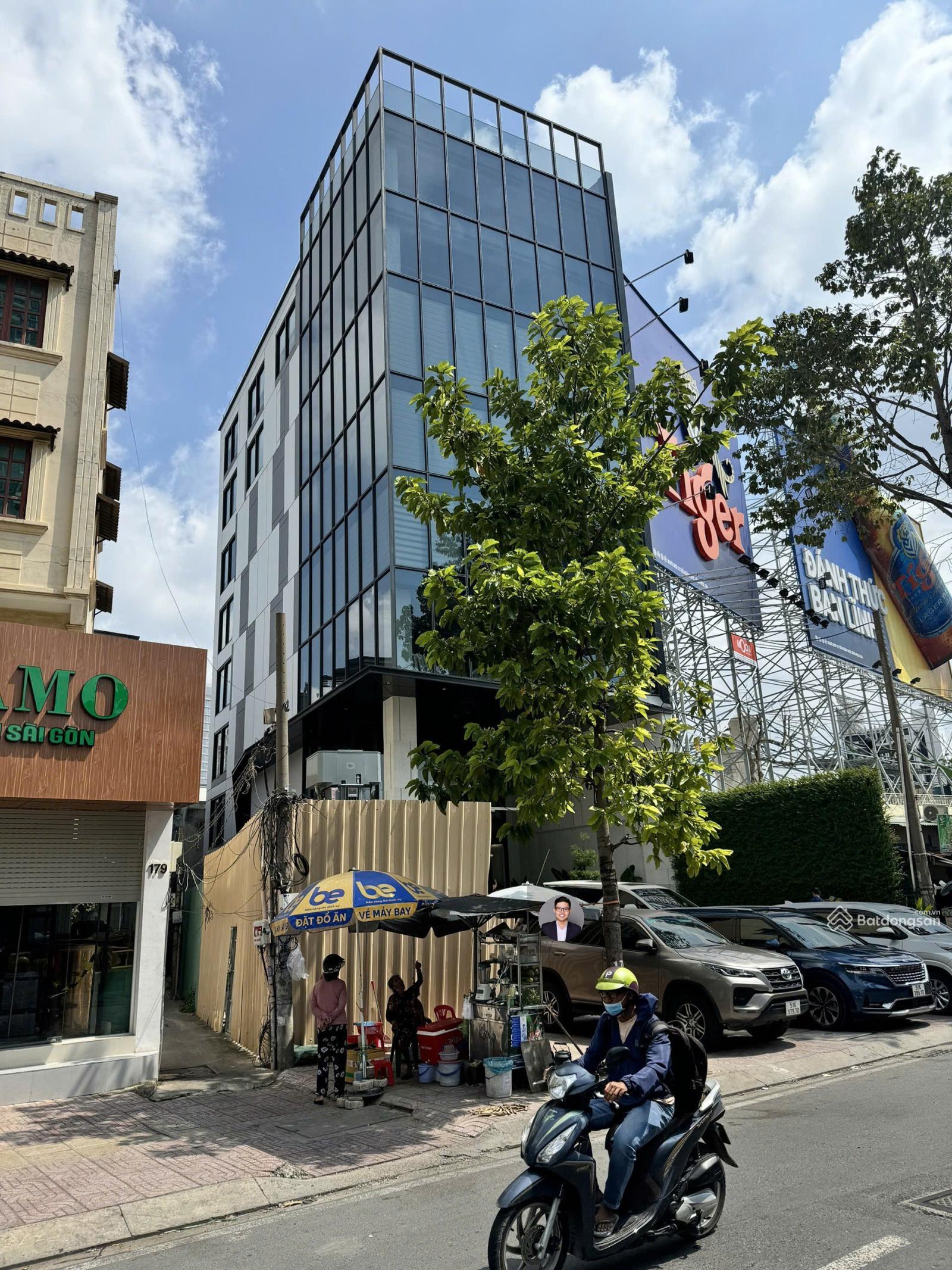 Chính chủ! Bán nhà mặt tiền Nguyễn Hữu Cảnh - Bình Thạnh - DT 12,5x32m - XD Hầm 9 tầng - Giá 100 tỷ Chính chủ! Bán nhà mặt tiền Nguyễn Hữu Cảnh - Bình Thạnh - DT 12,5x32m - XD Hầm 9 tầng - Giá 100 tỷ