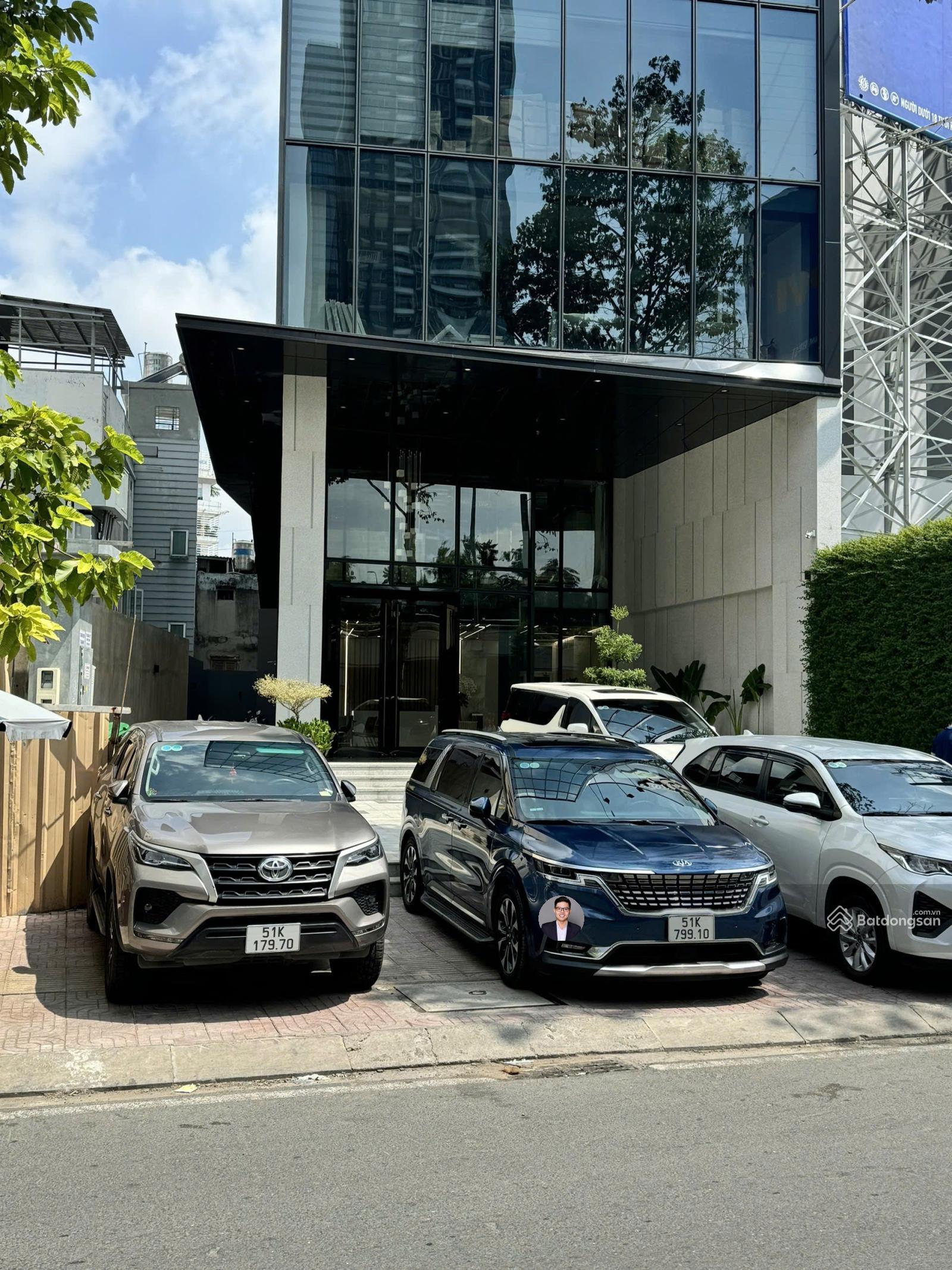 Chính chủ! Bán nhà mặt tiền Nguyễn Hữu Cảnh - Bình Thạnh - DT 12,5x32m - XD Hầm 9 tầng - Giá 100 tỷ Chính chủ! Bán nhà mặt tiền Nguyễn Hữu Cảnh - Bình Thạnh - DT 12,5x32m - XD Hầm 9 tầng - Giá 100 tỷ