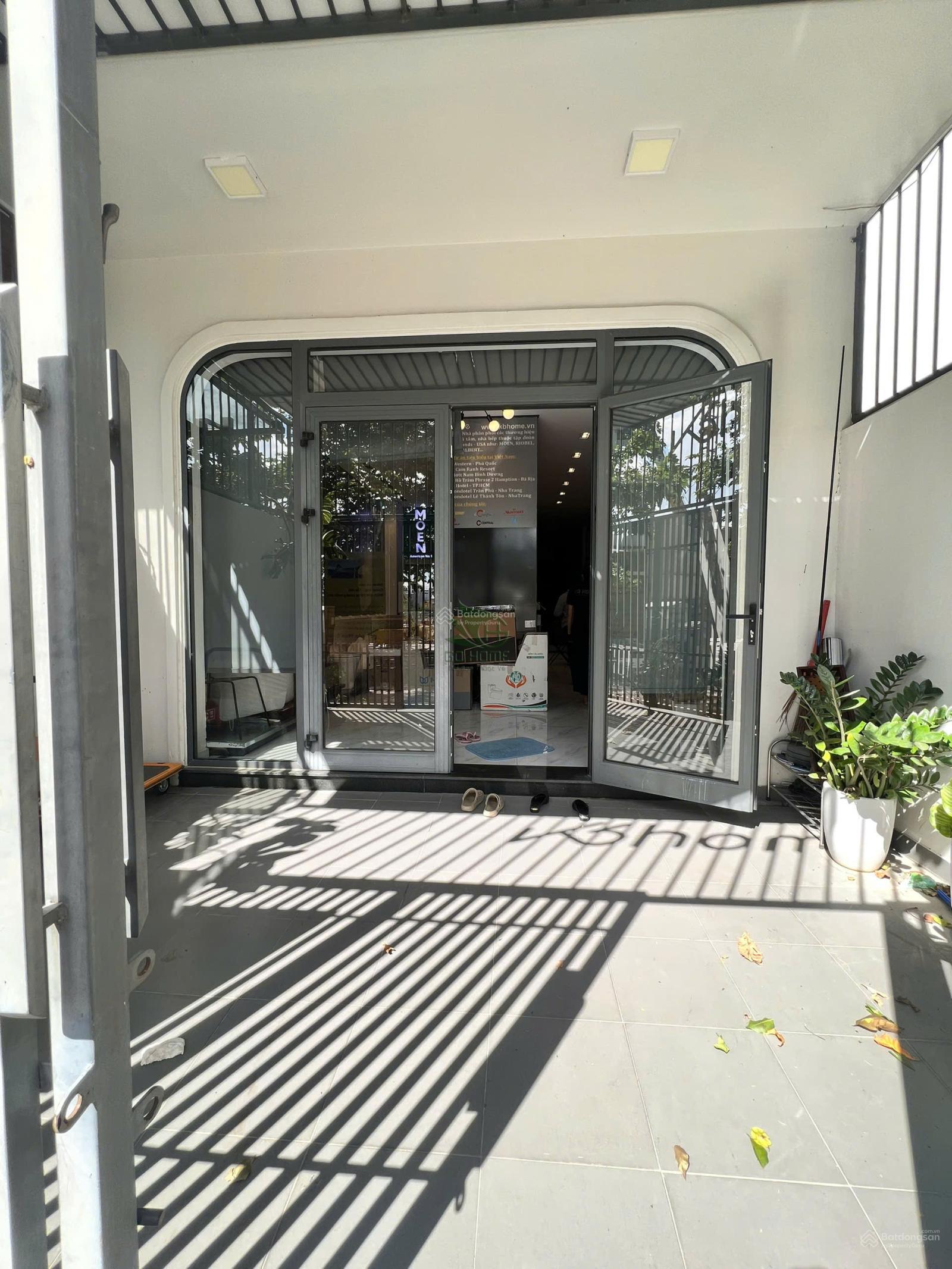 CHO THUÊ NHÀ KINH DOANH 2 SÀN TRỐNG, 2 PHÒNG KHU HÀ QUANG 2 GIÁ 23 TRIỆU/THÁNG