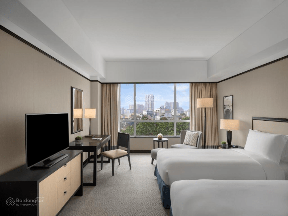 Khách Sạn Chuẩn 3 Sao 66 Phòng MT Hoàng Văn Thụ, Bình Dương - DT: 15 X 20 - HĐT: 800 Tr/th - 82 Tỷ Khách Sạn Chuẩn 3 Sao 66 Phòng MT Hoàng Văn Thụ, Bình Dương - DT: 15 X 20 - HĐT: 800 Tr/th - 82 Tỷ