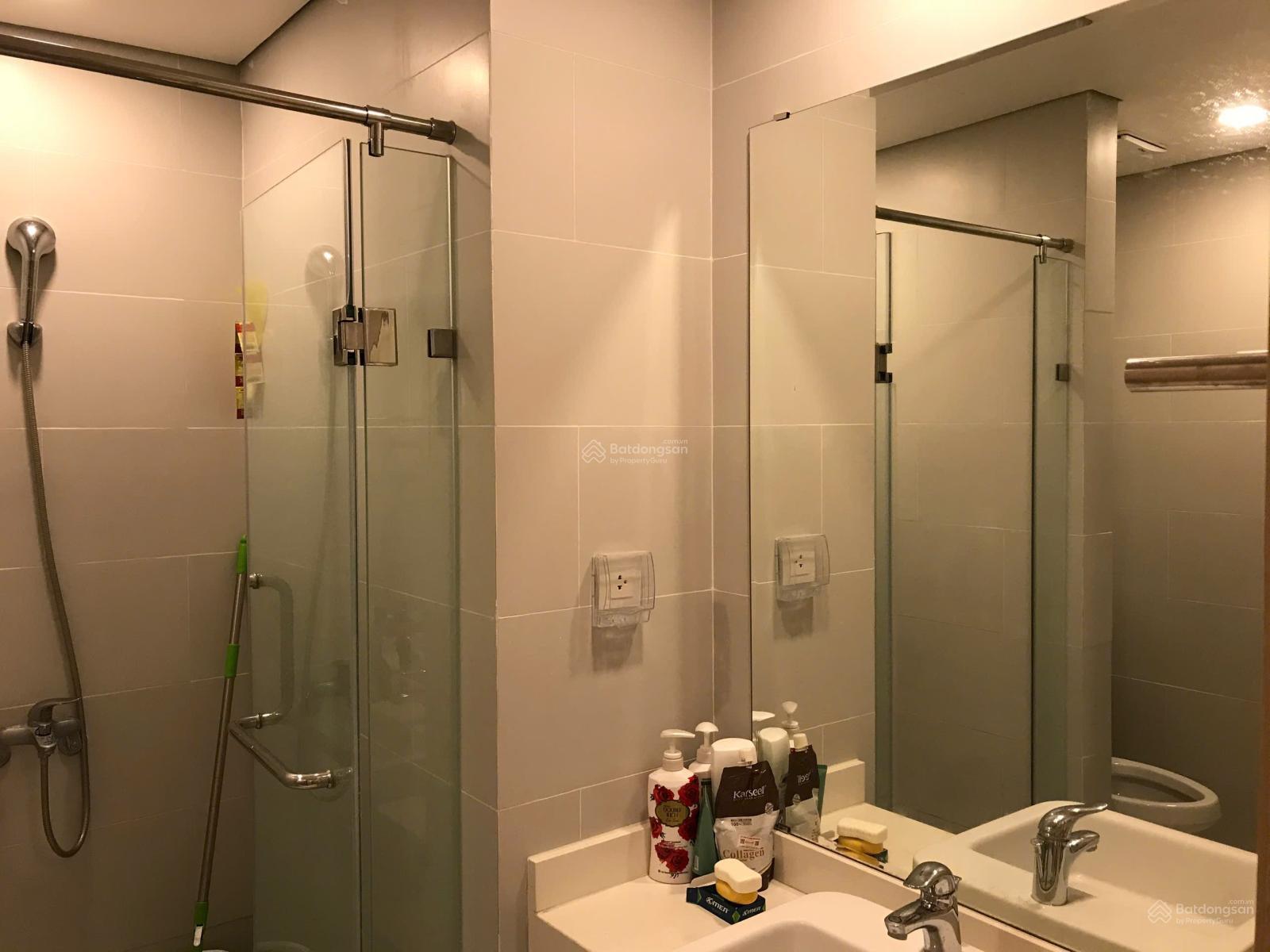 Cho thuê căn 2 ngủ 2vs toà A westbay tầng 12 giá thuê 9tr/tháng Lh 0925 988 ***