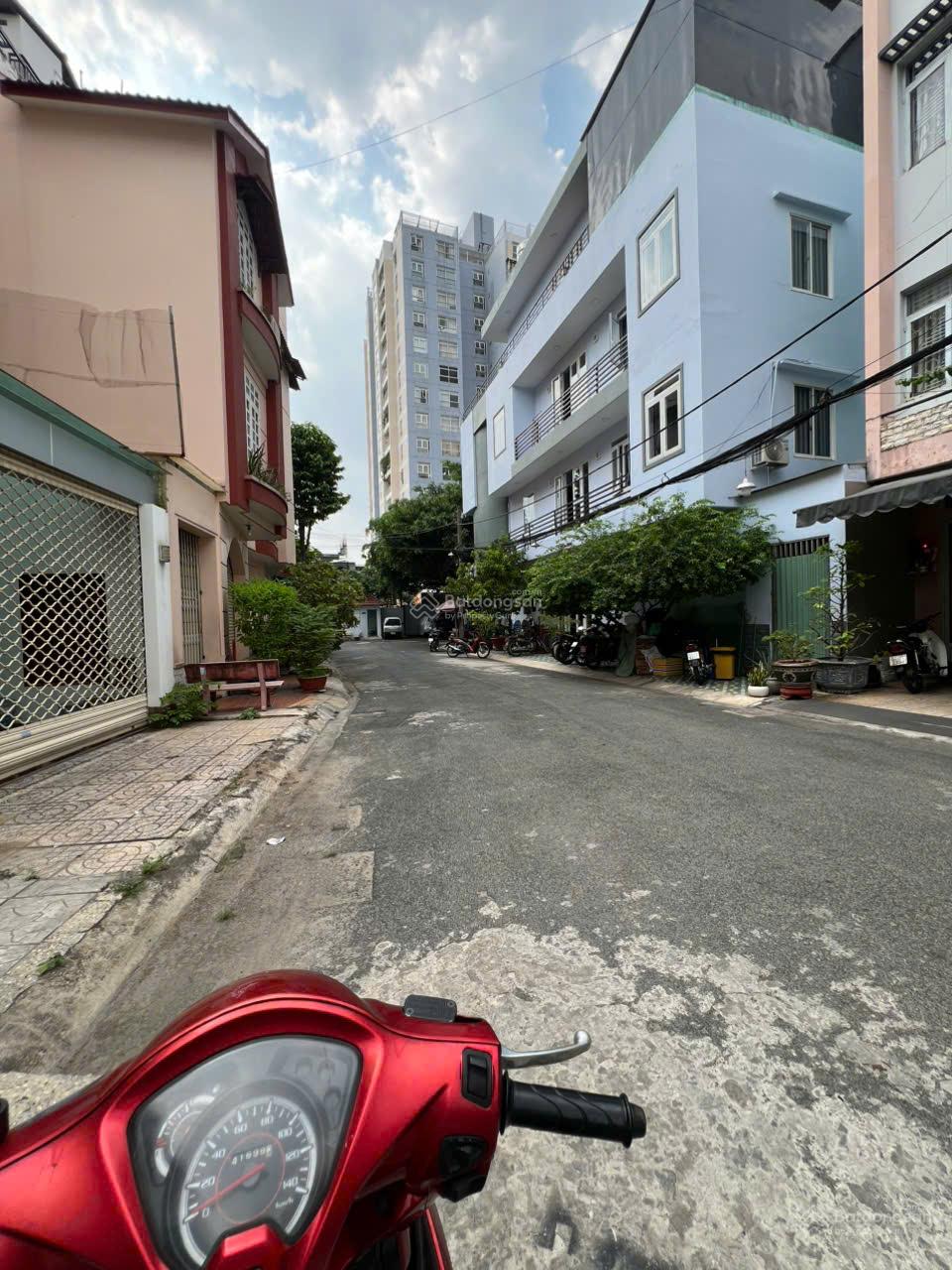 NHÀ KHU NỘI BỘ 312 TRỊNH ĐÌNH TRỌNG - ĐƯỜNG 12M CÓ LỀ - KHU VIP GIÁ TỐT - 10.8 TỶ