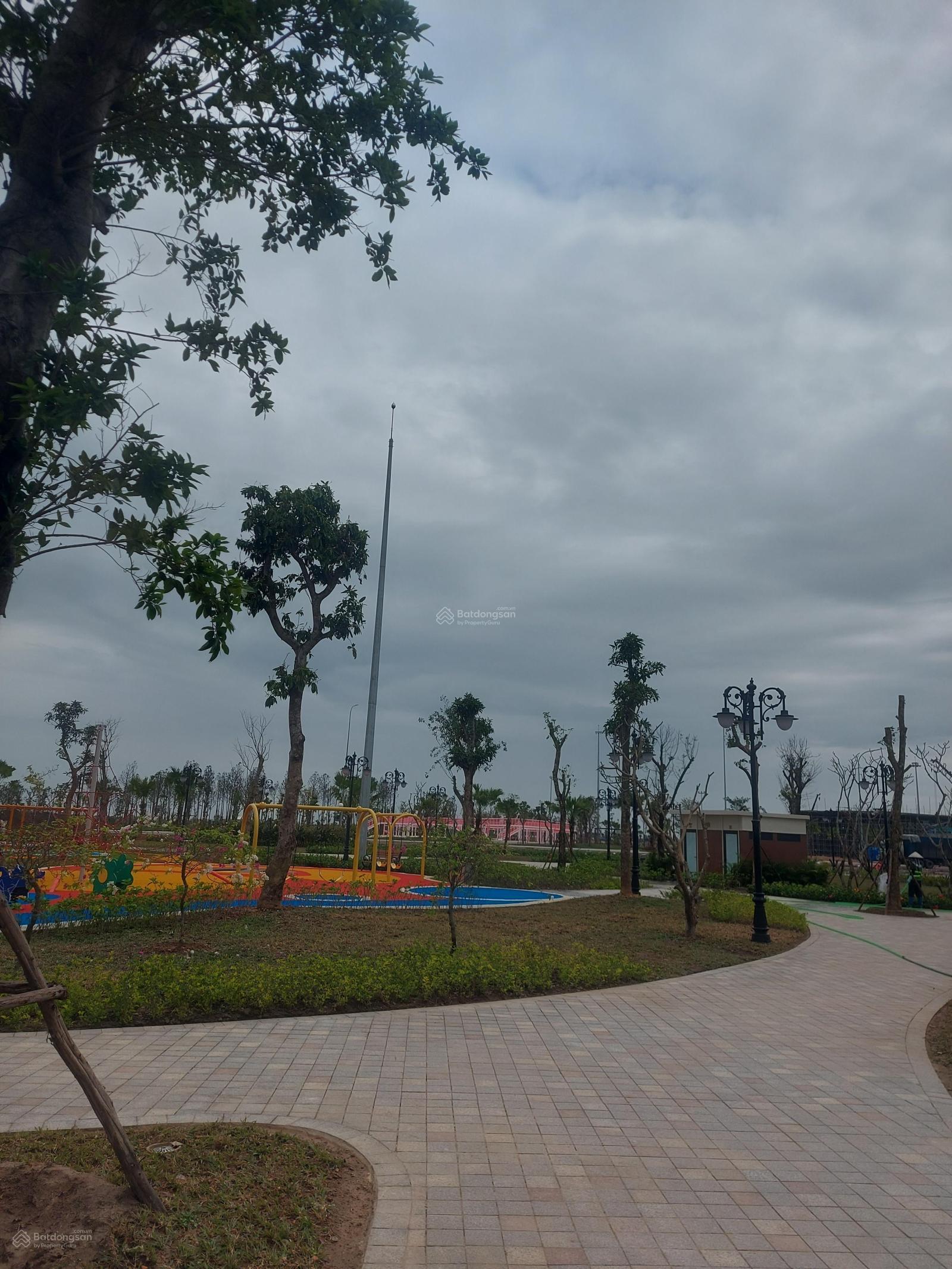 Bán nhà biệt thự Vinhomes Golden City, 5,763 tỷ, 67.6m2, 4PN, 4WC, Tây Bắc