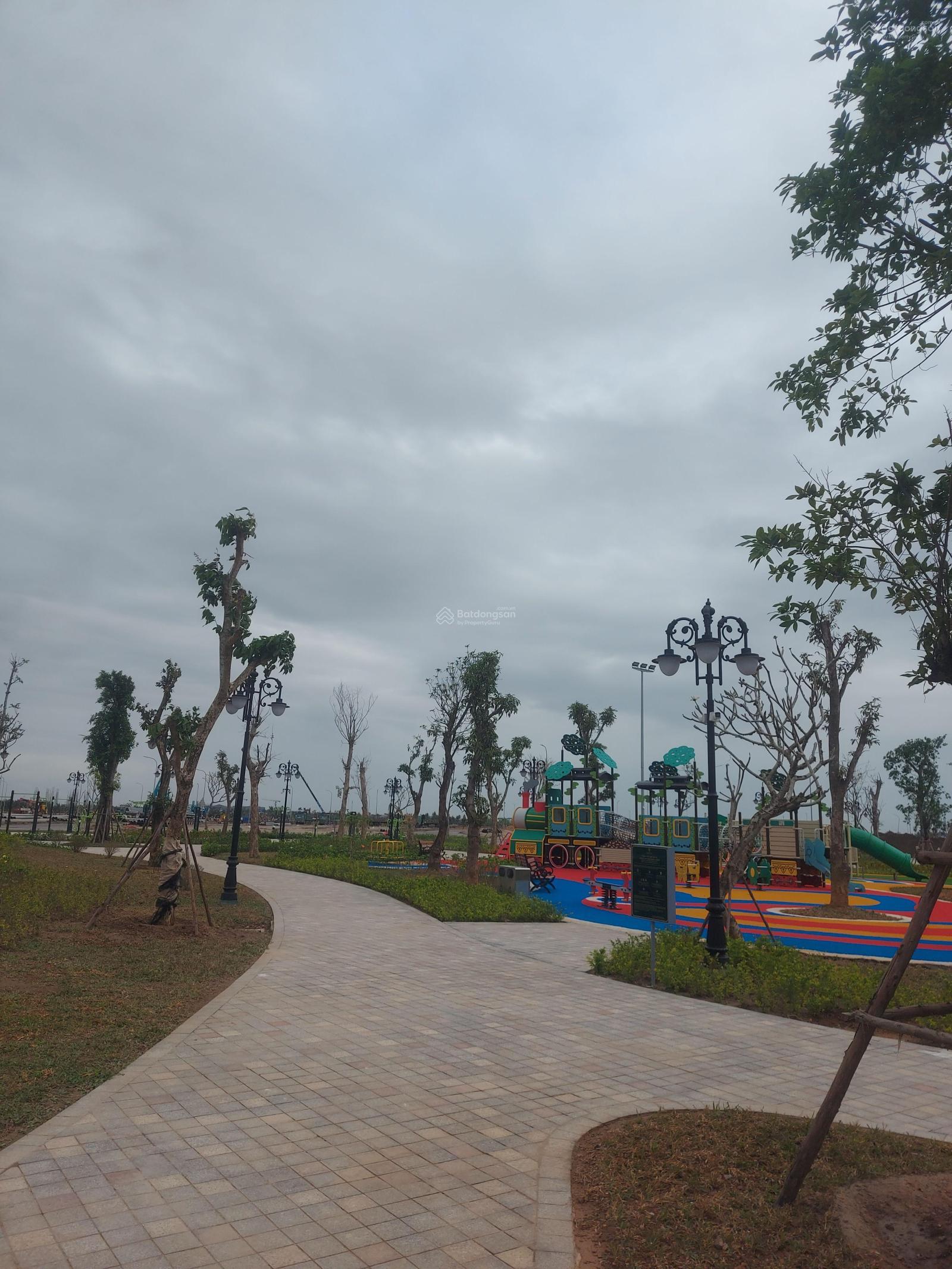 Bán nhà biệt thự Vinhomes Golden City, 5,763 tỷ, 67.6m2, 4PN, 4WC, Tây Bắc