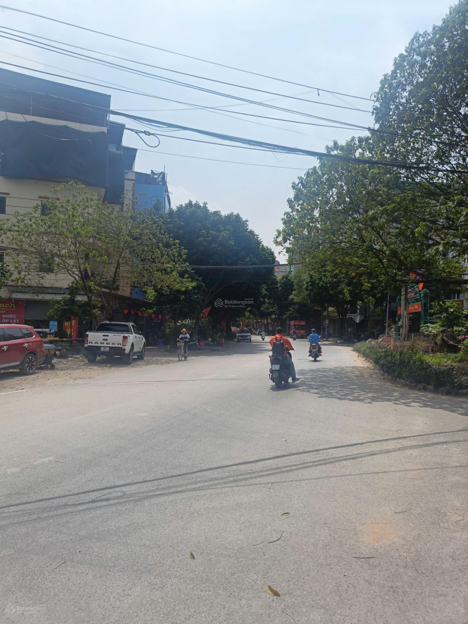 Giảm 2 tỷ bán Mặt phố khu Vạn Phúc, 64m2, căn góc, mặt tiền 6,4m, kinh doanh sầm uất 16,2 tỷ Giảm 2 tỷ bán Mặt phố khu Vạn Phúc, 64m2, căn góc, mặt tiền 6,4m, kinh doanh sầm uất 16,2 tỷ