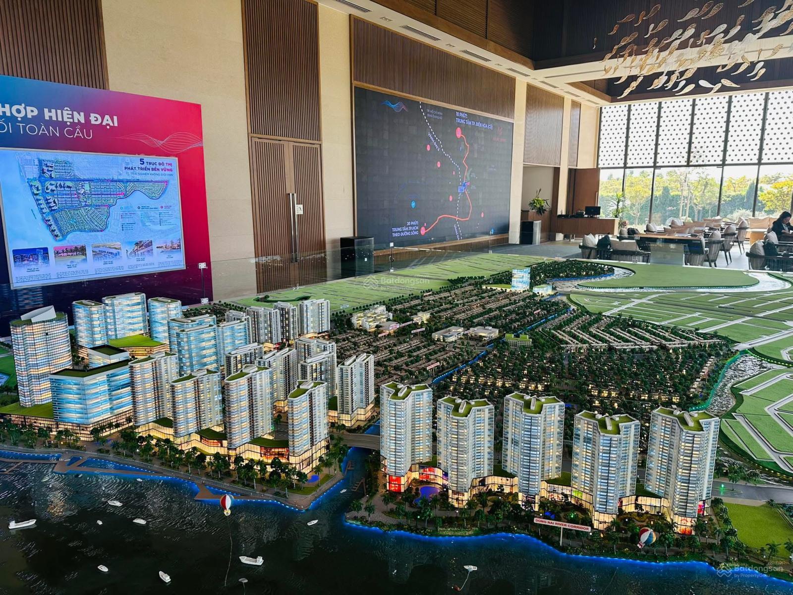 Nhà phố vườn Izumi City đã có sổ bán chuyển nhượng lại căn ngang 6 giá 7 tỷ 250 , 1 trệt 2 lầu Nhà phố vườn Izumi City đã có sổ bán chuyển nhượng lại căn ngang 6 giá 7 tỷ 250 , 1 trệt 2 lầu