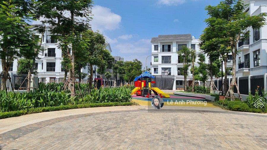 Chính chủ cần bán căn góc tại Gamuda. Nhà thô, giá 48.5 tỷ. LH : 0941 670 ***