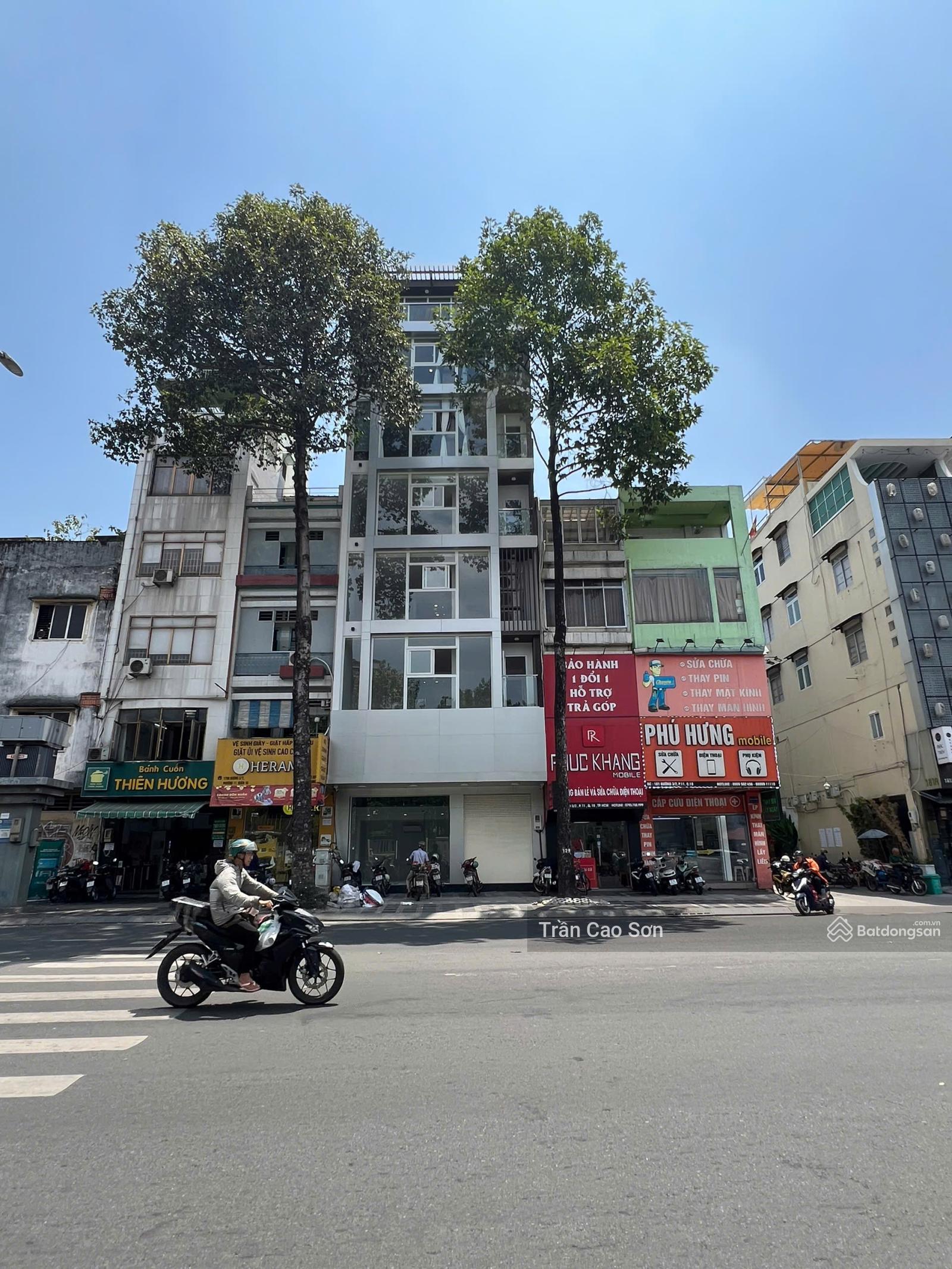 Cho thuê nhà 179 Đường 3/2, Quận 10. DT: 8x8m - 5 tầng thang máy. Giá 65tr/tháng LH 0908 569 *** Sơn