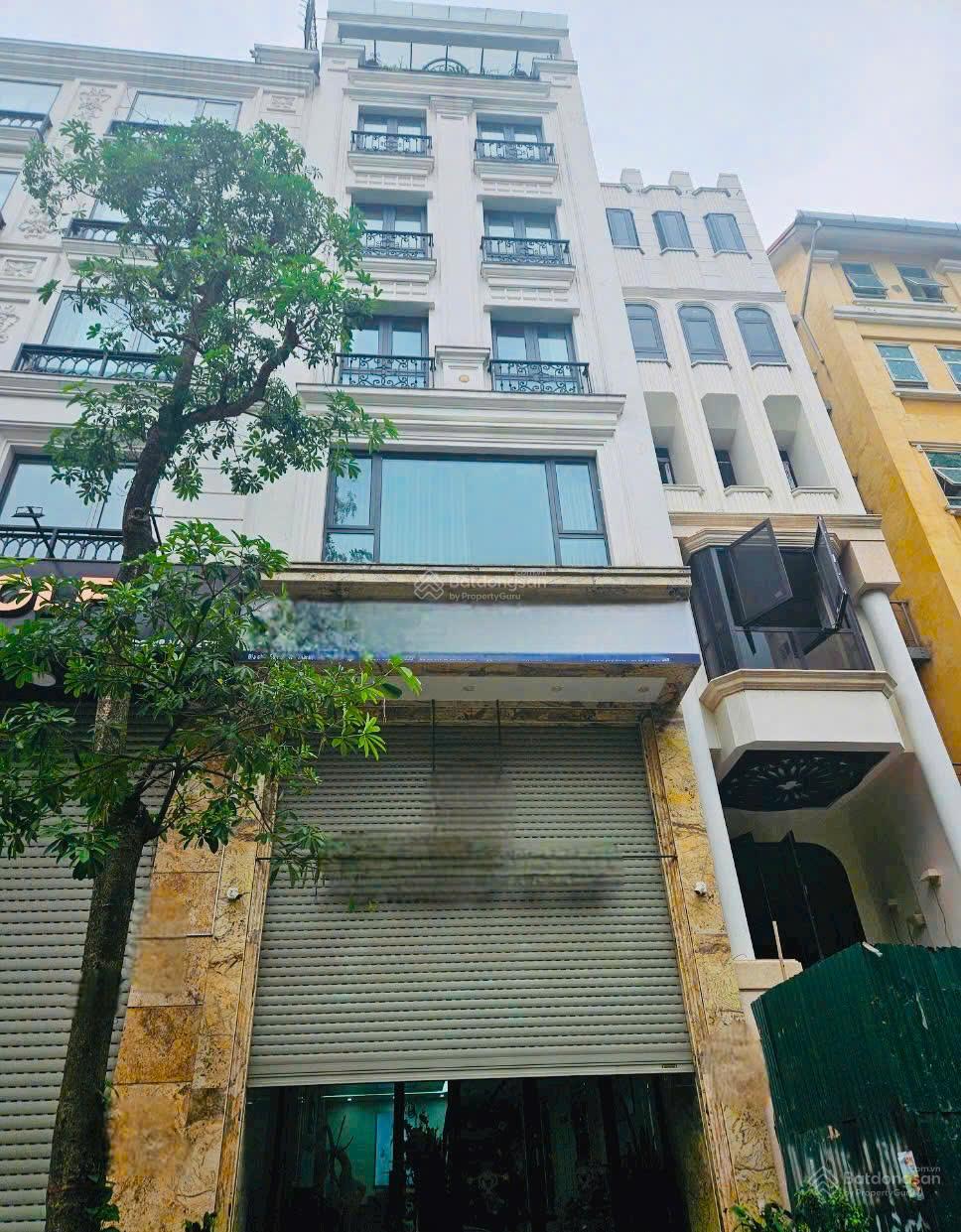 Rất ít nhà bán hàng kín nhà phố Lê Văn Lương  102m²  8 tầng thang máy  vị trí siêu đẹp  58 tỷ